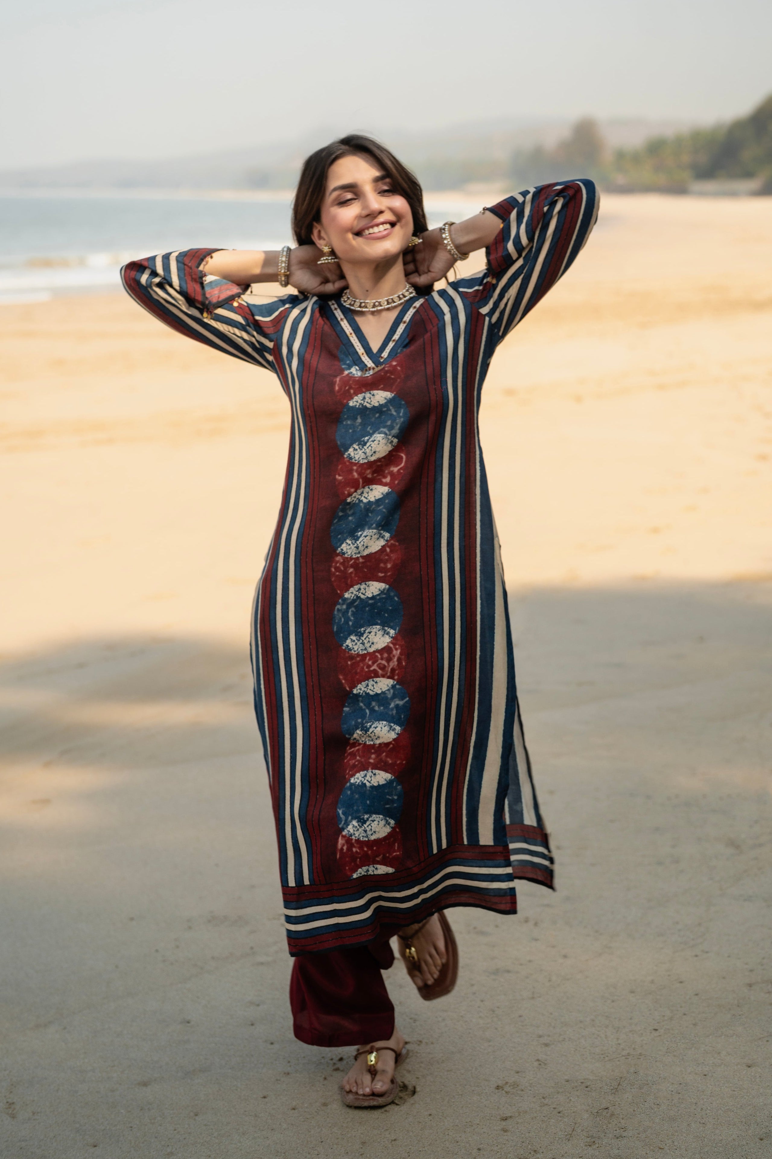 Chandrakala Indigo Maroon Kurta SetChandrakala Indigo Maroon Kurta Set