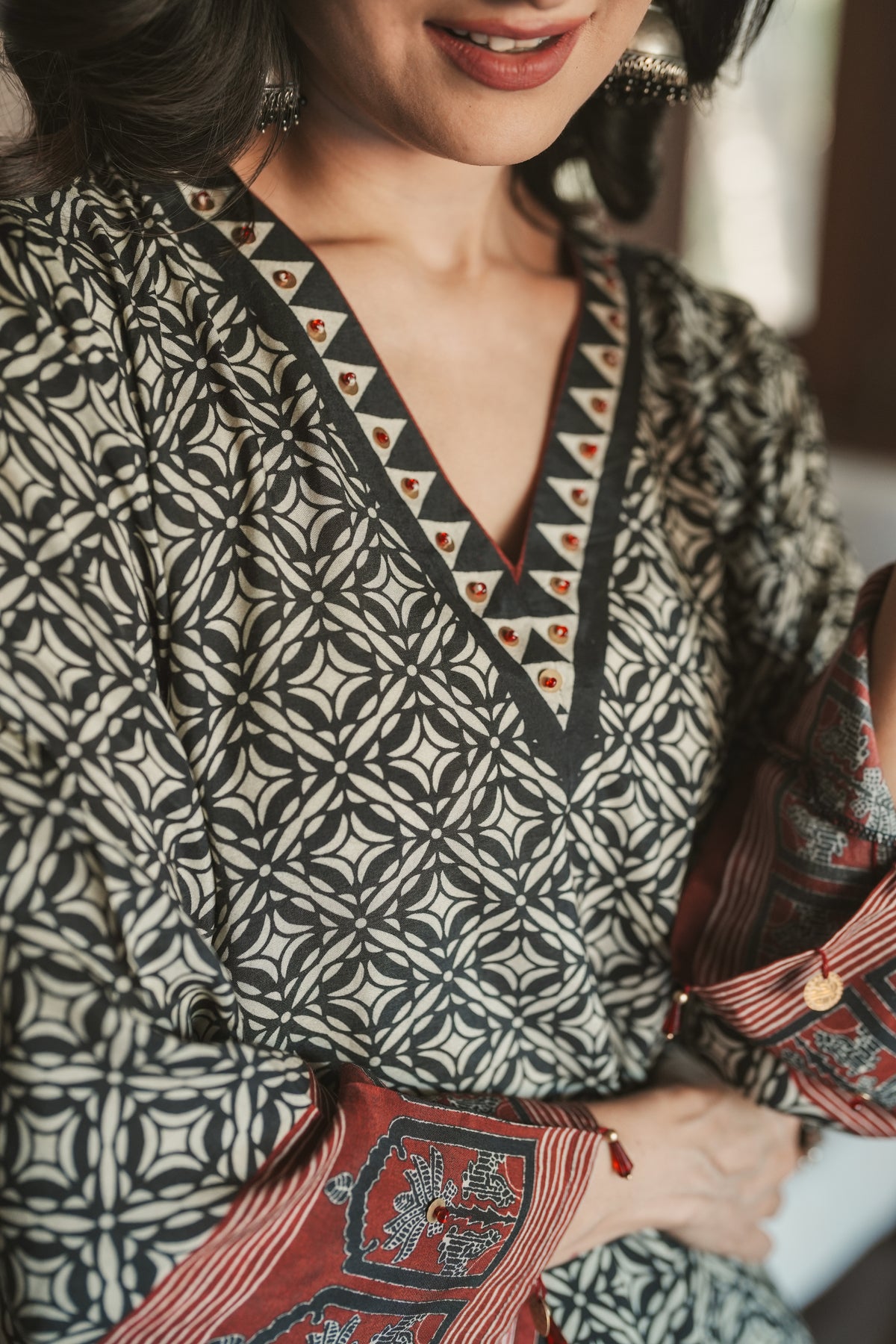 Noor Black & White Geometric Print Kurta Set