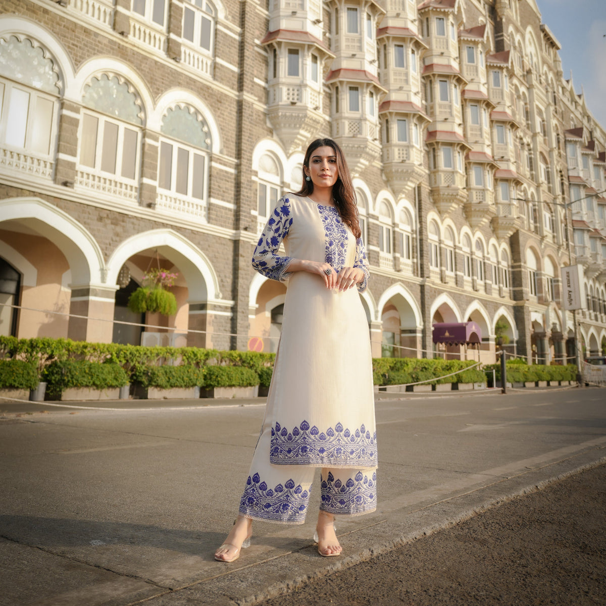 Off White Beigish Pure Muslin Suroop Blue Buti Kurta with Parallel Pants