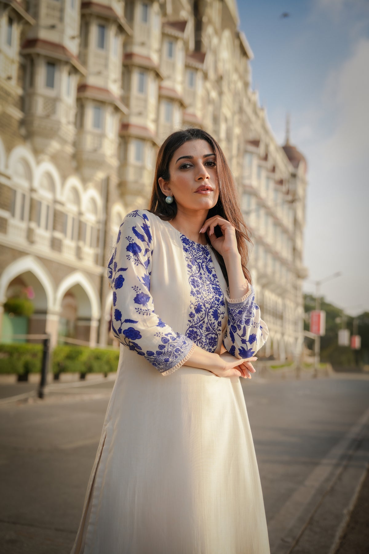 Off White Beigish Pure Muslin Suroop Blue Buti Kurta with Parallel Pants