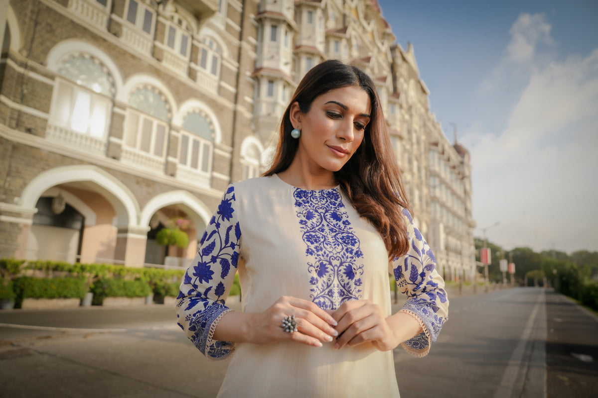 Off White Beigish Pure Muslin Suroop Blue Buti Kurta with Parallel Pants
