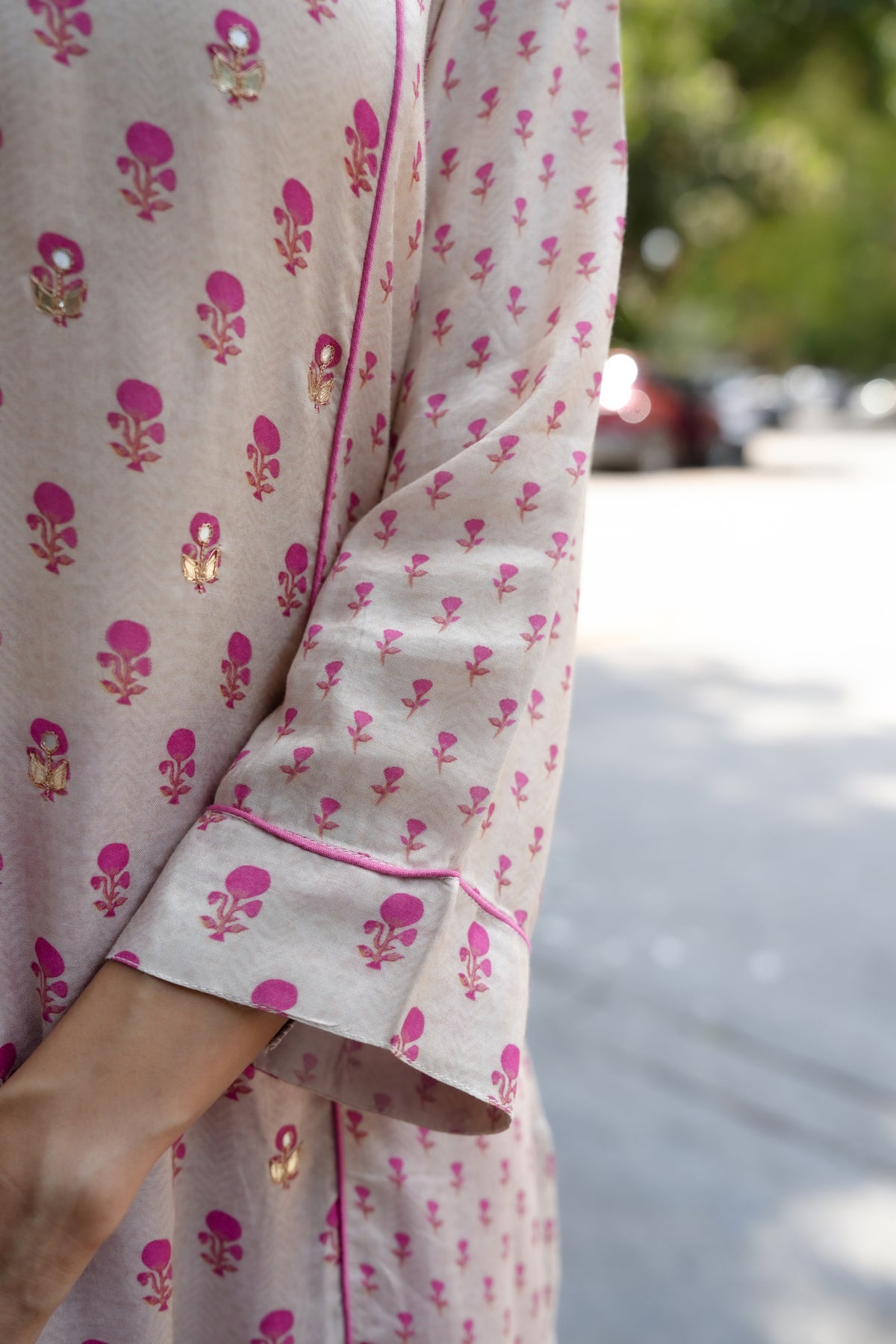 Beige Pink Small Buti with Gota V Neck Kurta Pant Set