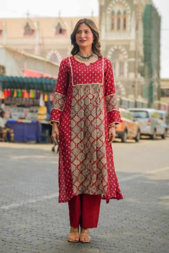 Red Block Print Small Side Buti Muslin Kurta Set