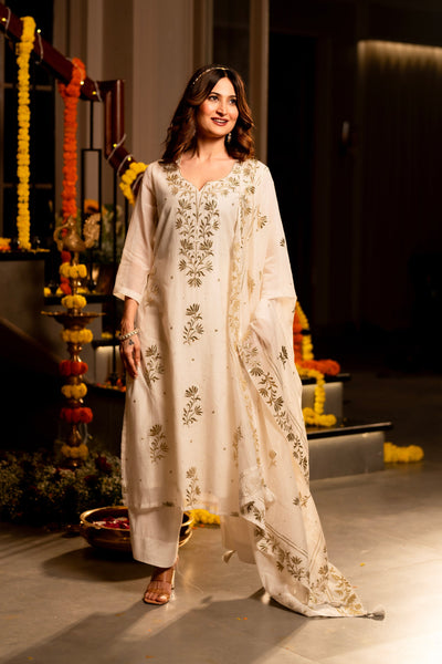 Ivory Pure Mul Chanderi with Metallic Thread work on Kurta and Dupatta Suit Set