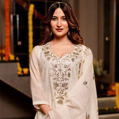 Ivory Pure Mul Chanderi with Metallic Thread work on Kurta and Dupatta Suit Set