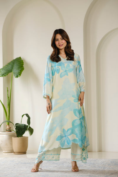 Aqua Blue Cut Work Scallope Muslin Kurta with Organza Border Embroidered Scallope Pant Set