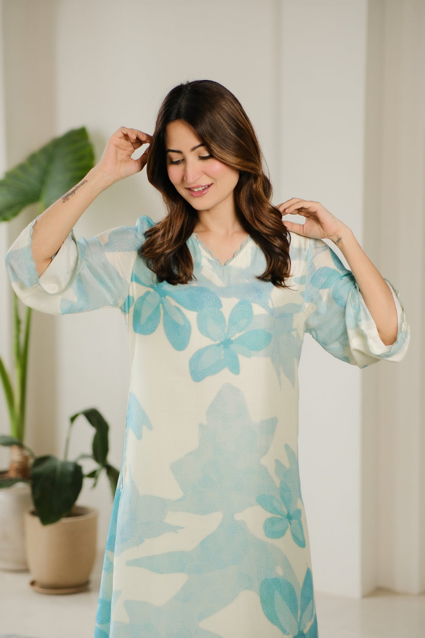 Aqua Blue Cut Work Scallope Muslin Kurta with Organza Border Embroidered Scallope Pant Set