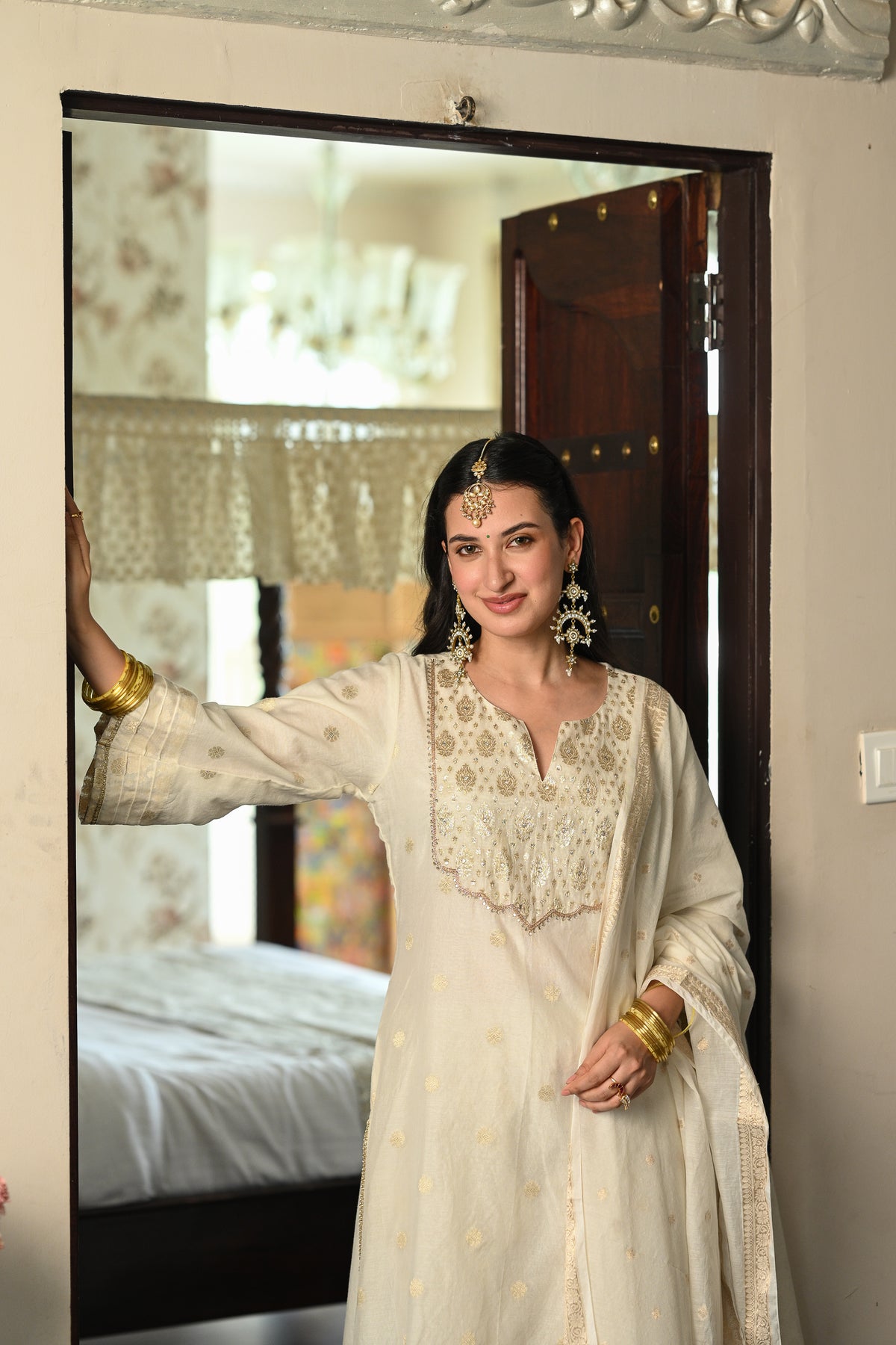 Off White Banarsi Mul Chanderi Suit Set