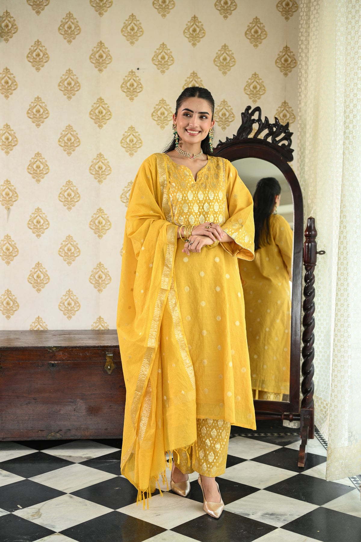 Yellow Banarsi Mul Chanderi Suit Set