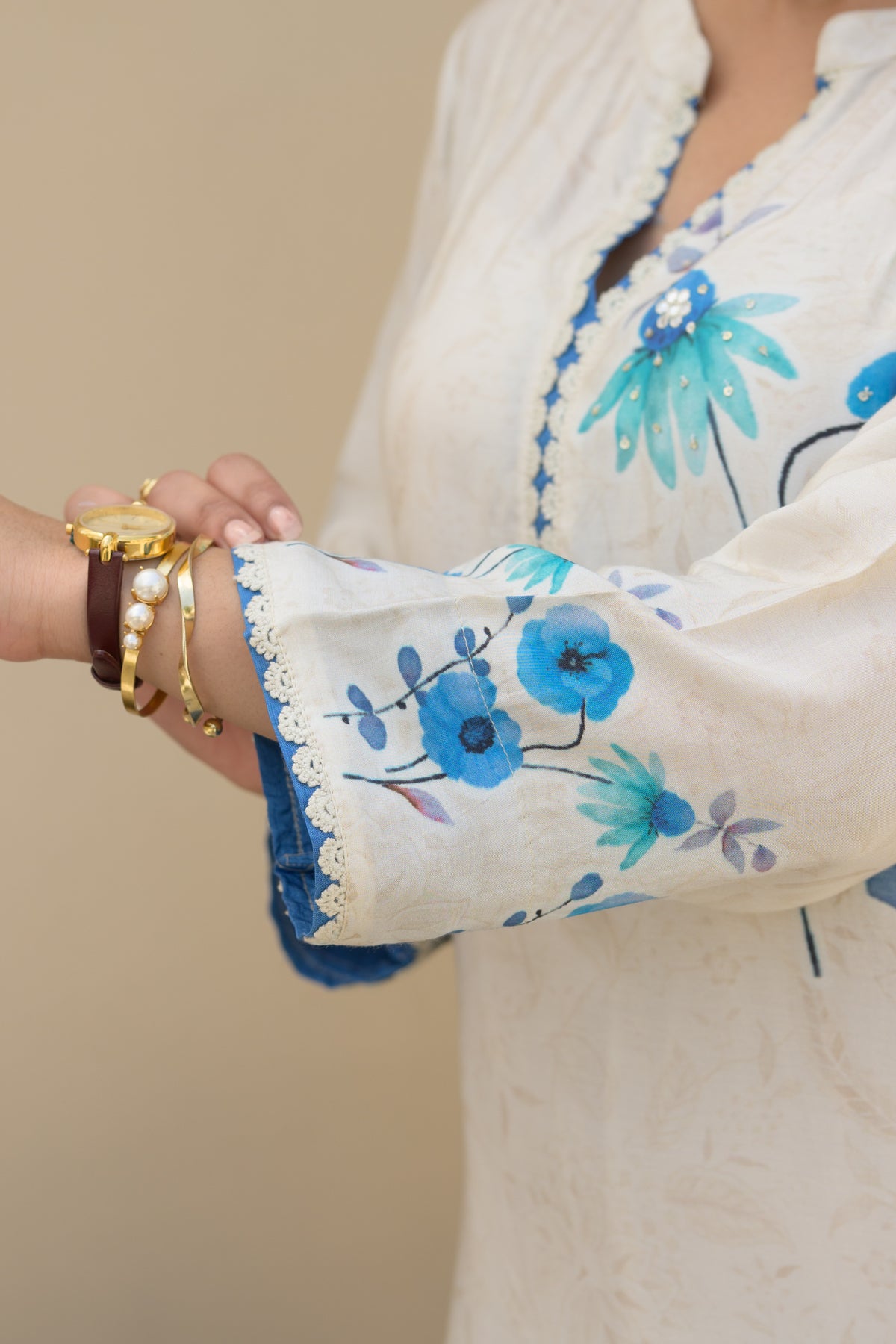 Off White Blue Floral Placement with Sequence and Tari work Muslin Kurta Set