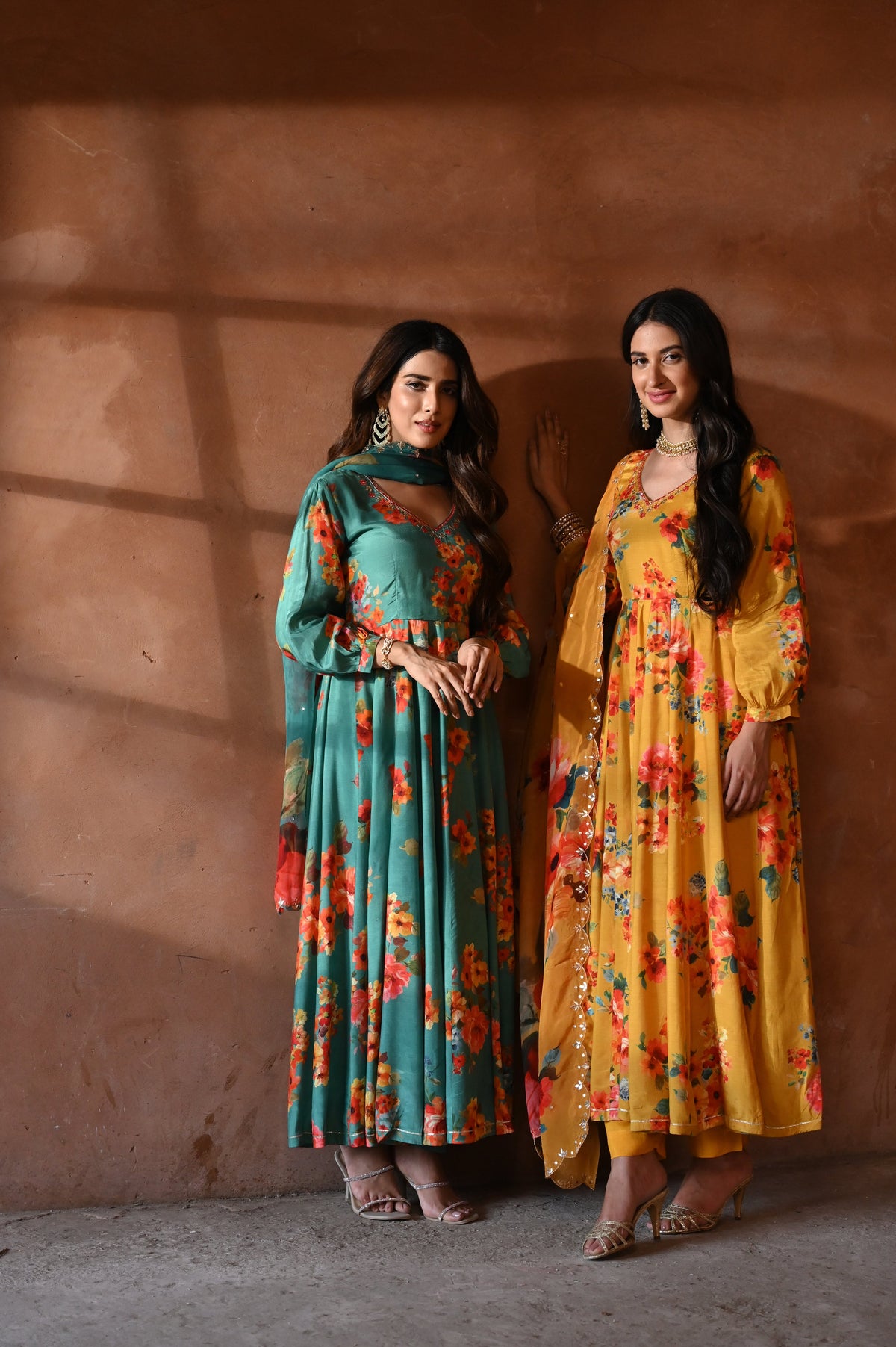 Green  Kashida Muslin Anarkali Suit Set with Organza Floral Dupatta
