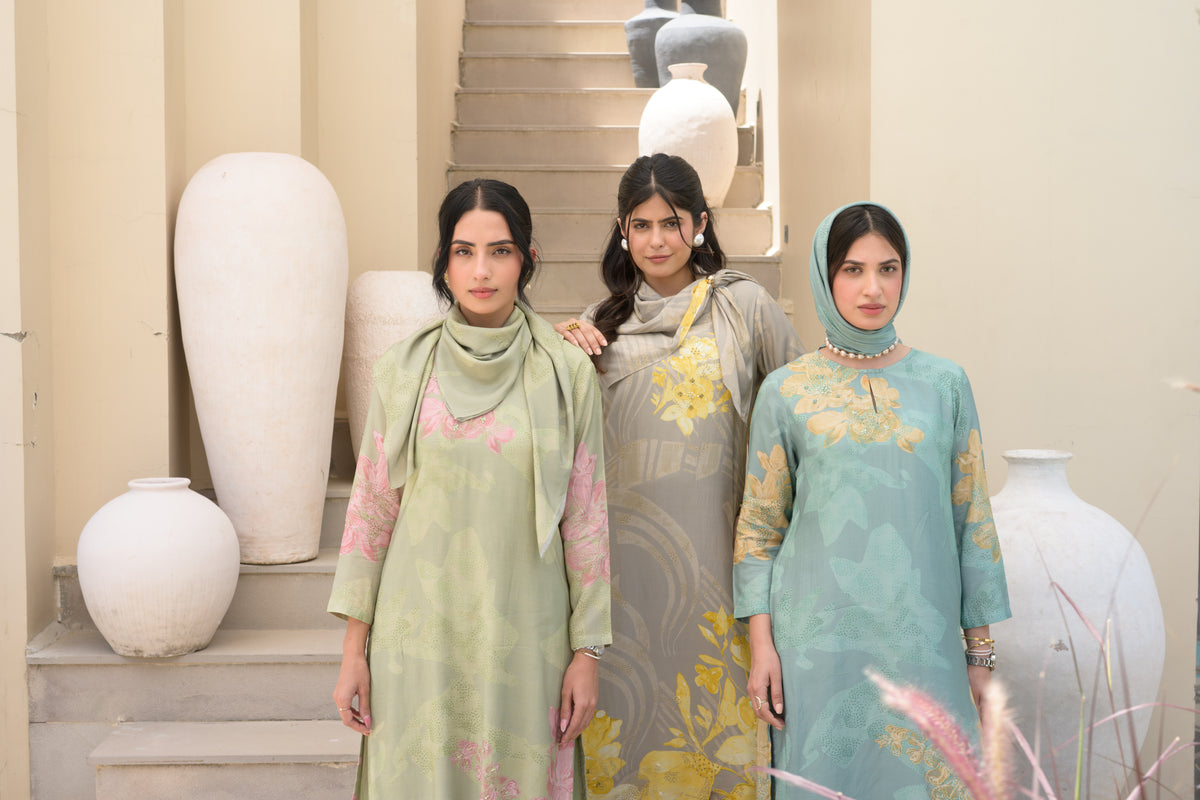 Grey and Yellow Cut Work Scallope Muslin Kurta with Yellow Organza Border Embroidered Scallope Pant Set