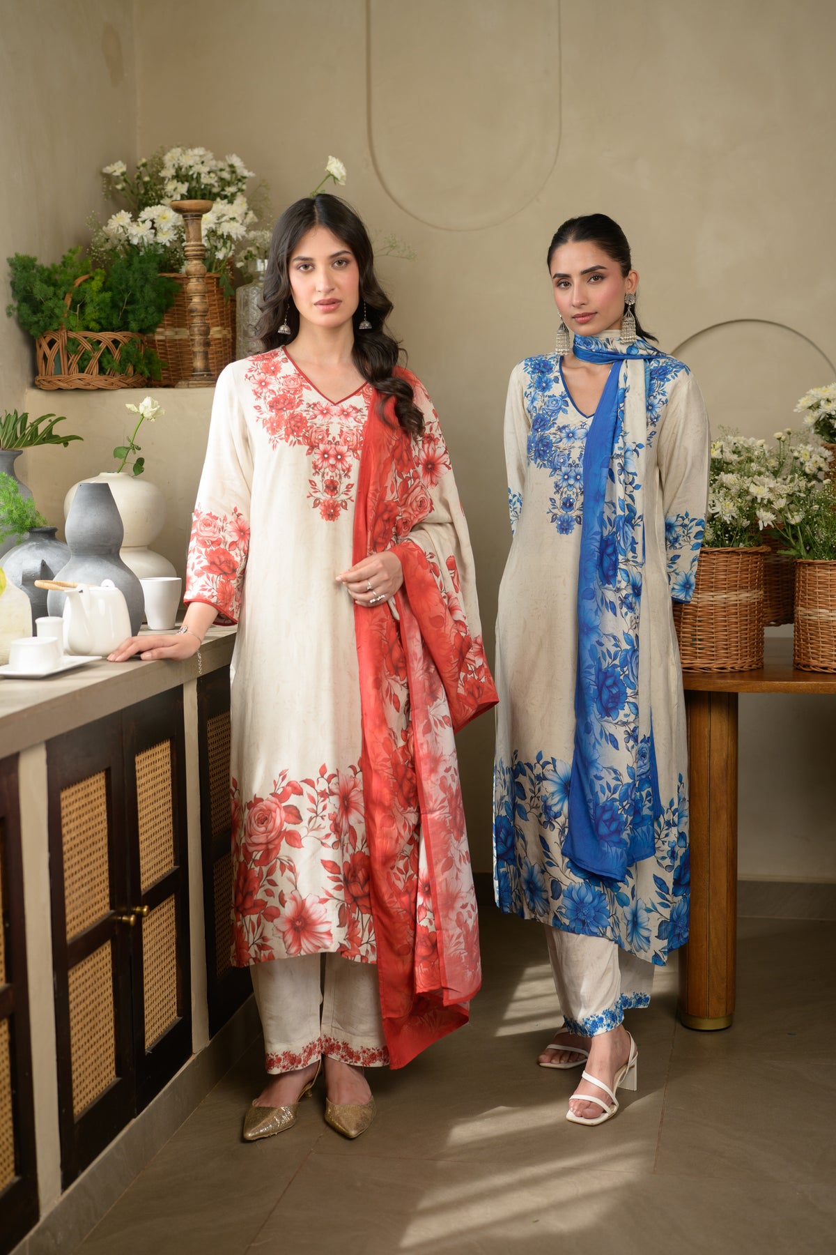 Blue and Off White Pushp Placement Print Muslin Suit set