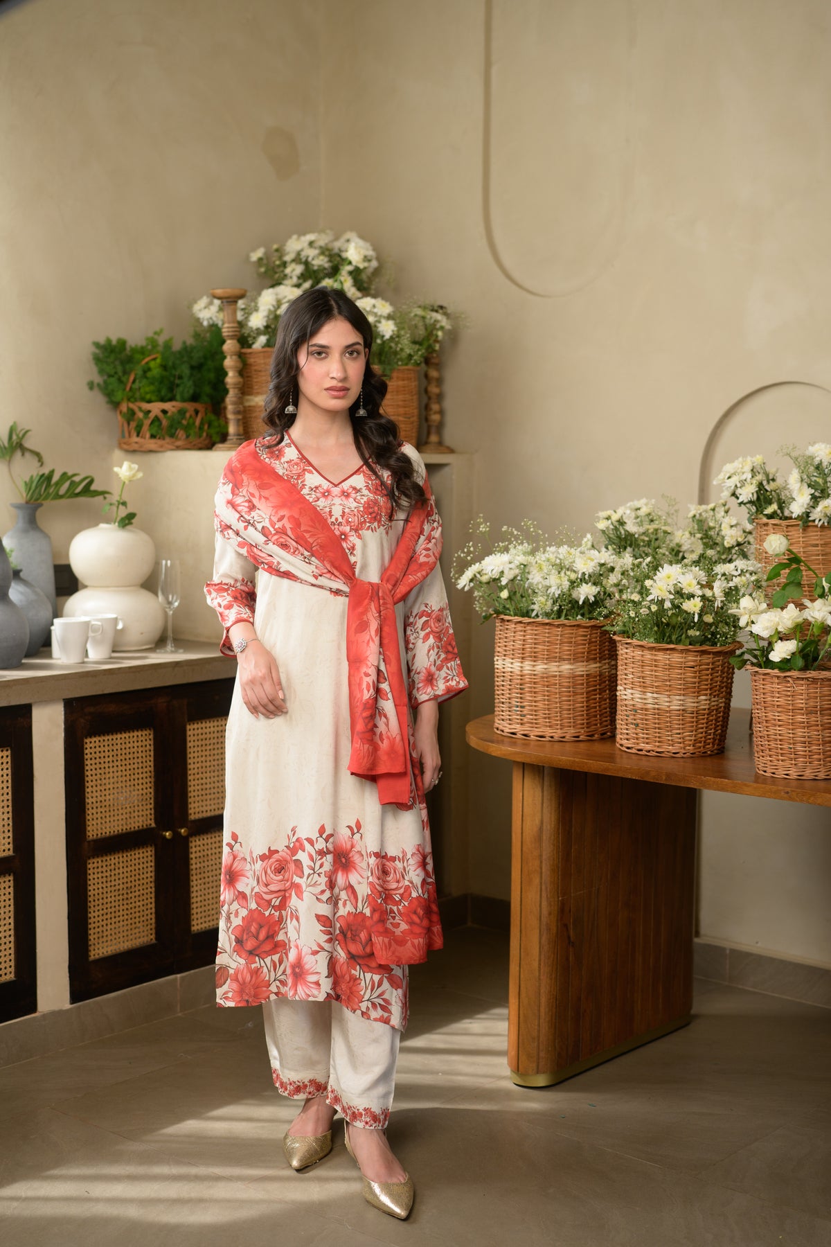 Red and Off White Pushp Placement Print Muslin Suit set