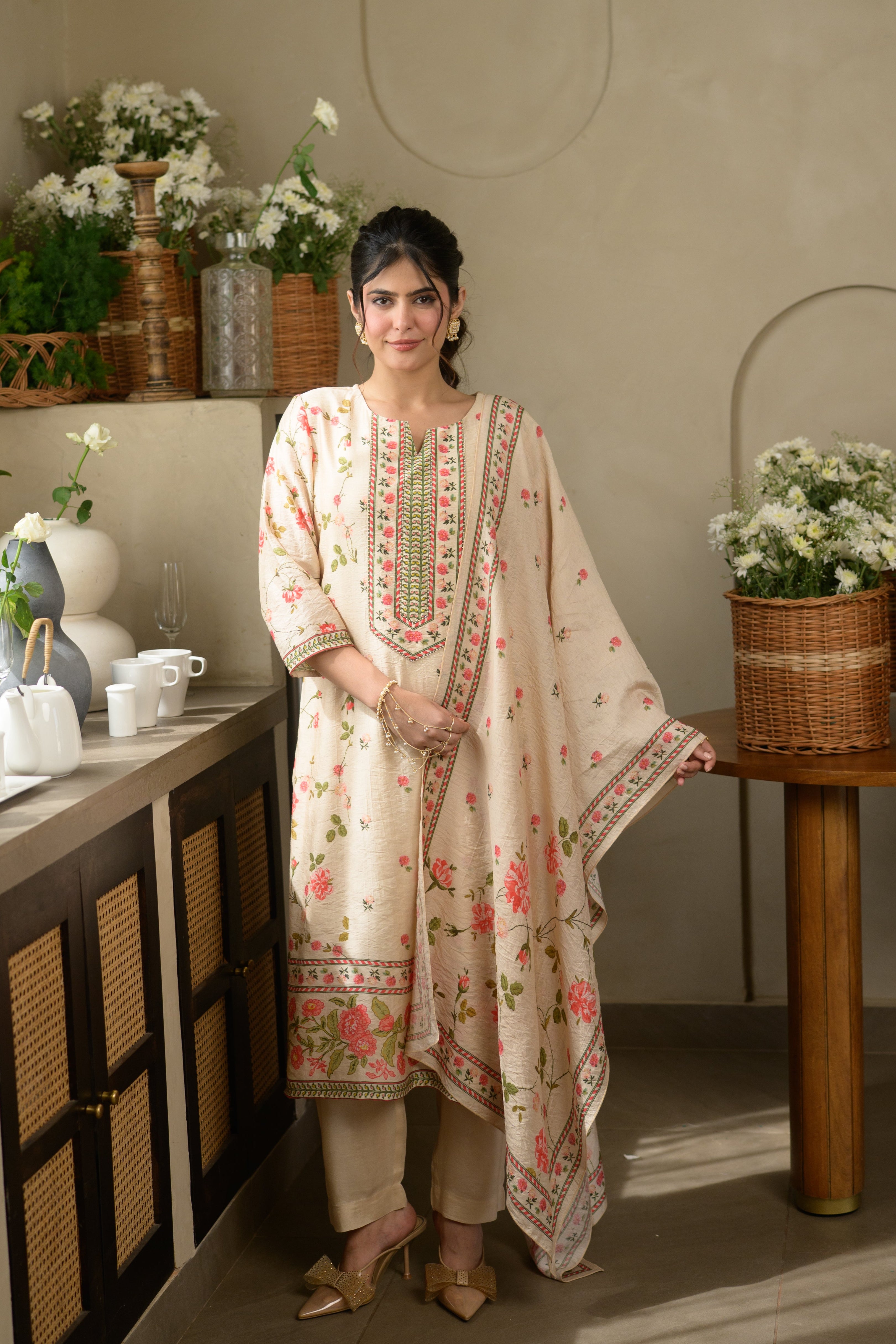 Gulbahar Wrinkled Mul Chanderi Suit Set