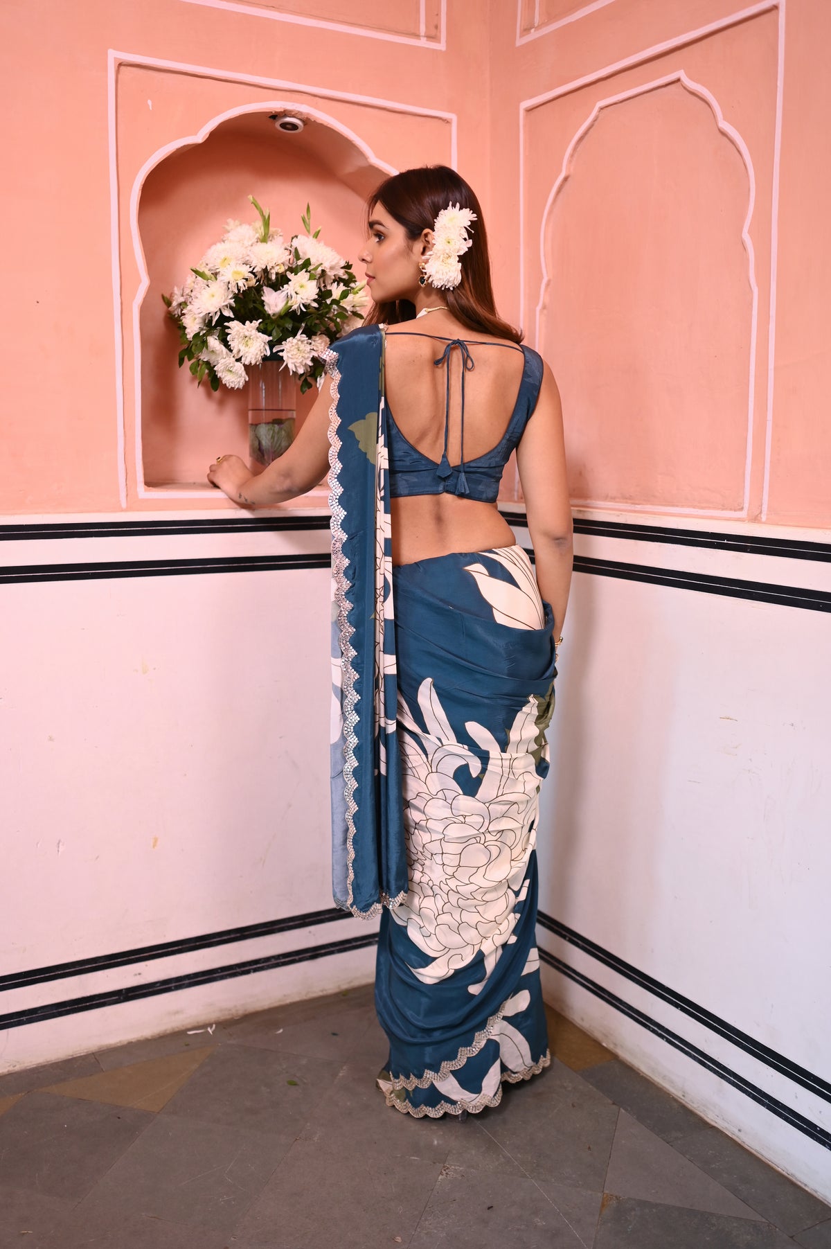 Teal Blue and Pearl White Placement Floral Scallope Mirror Border Pure Crepe Saree