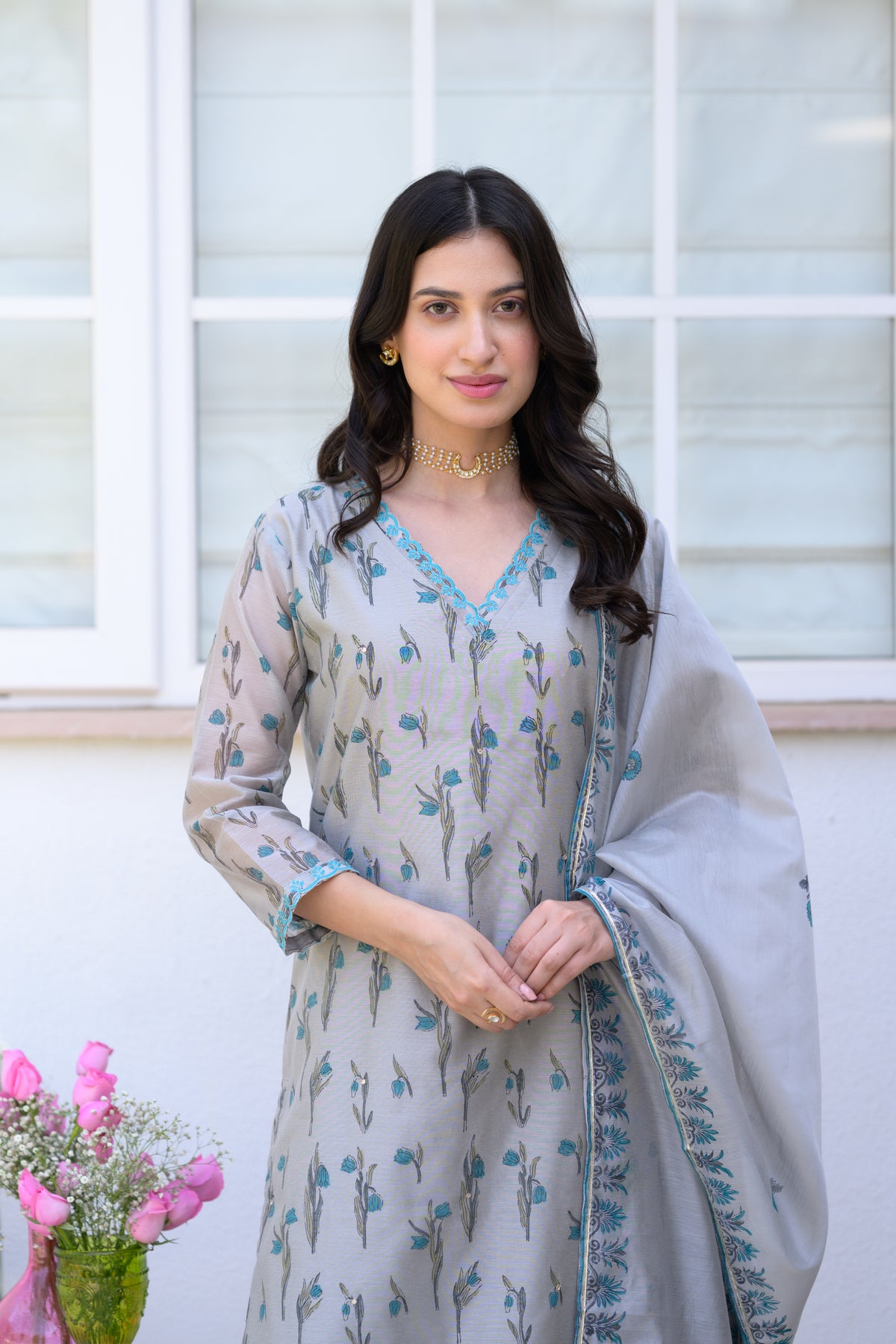 Grey Daisy Suit Set with thread scallope Work in Neck and Pant