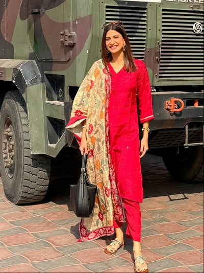 Aahana Kumra Shubh Red Kalamkari Dupatta Suit Set