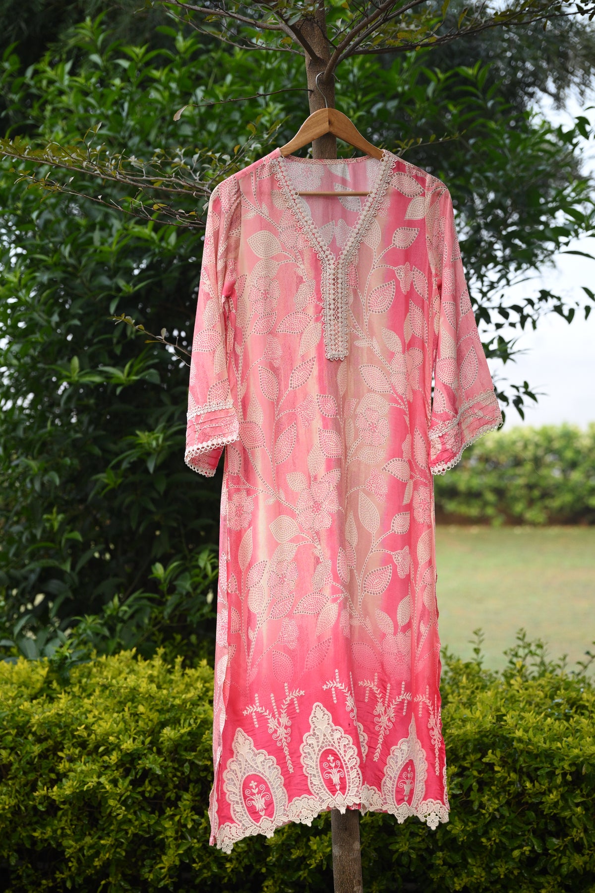 Spring Shaded Pink Muslin Suit Set with Chiffon Dupatta and Lace