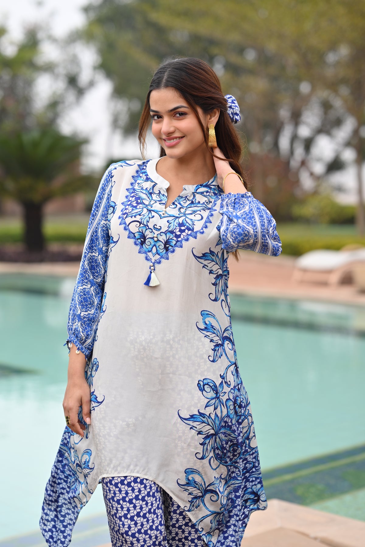 Blue and White Spring Placement  Kurta Set