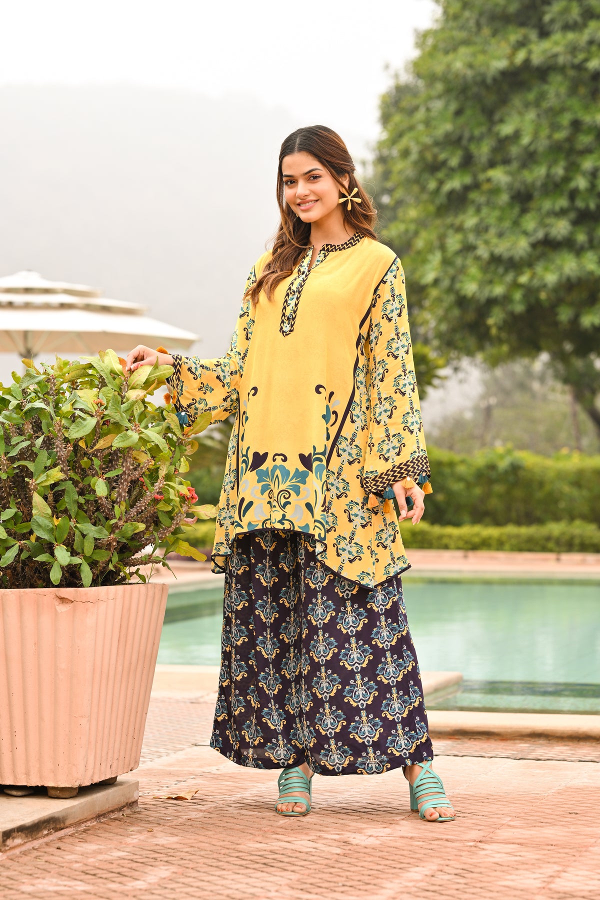 Yellow and Blue Spring Summer Block and Placement Print kurta Top with Flared pants