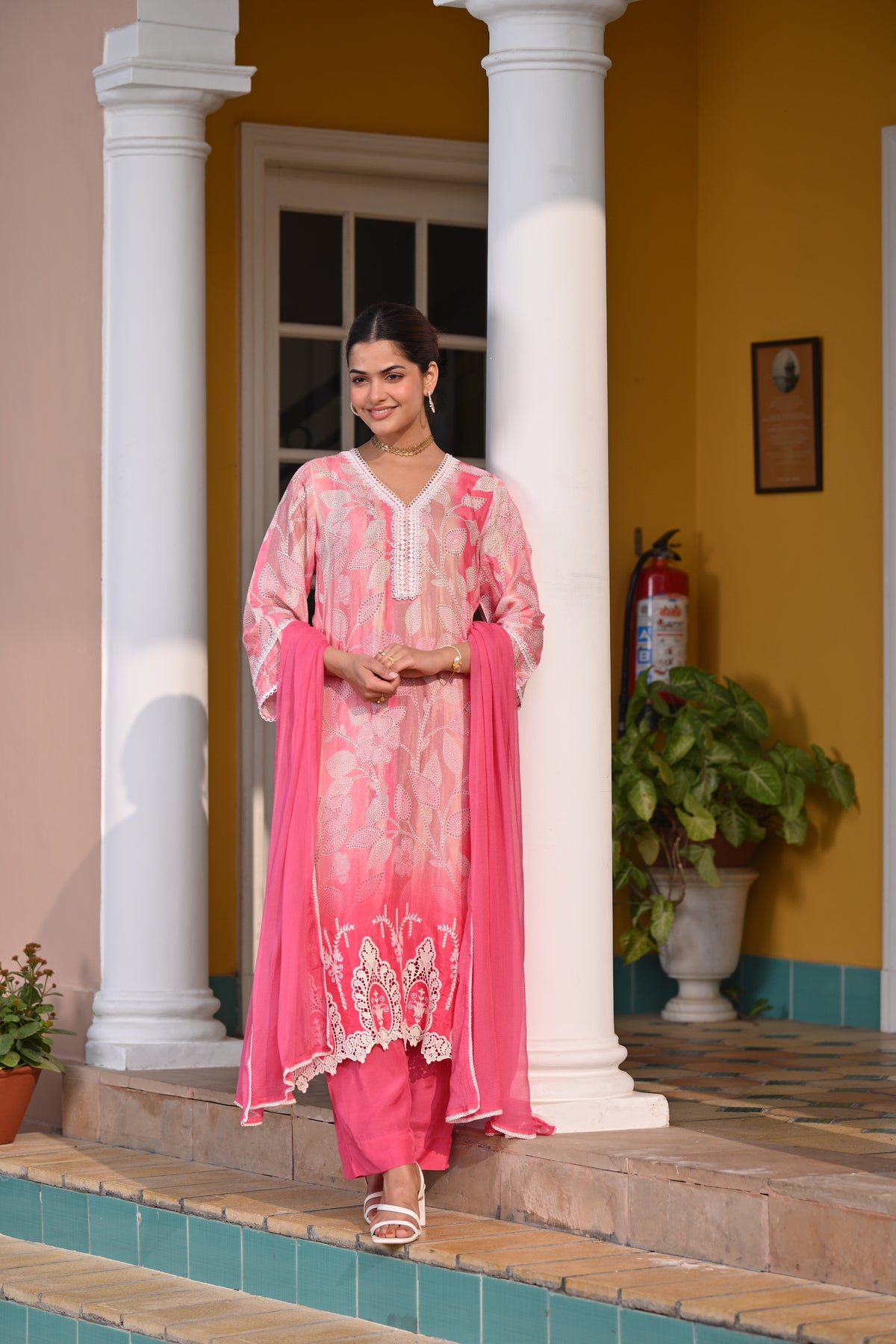 Spring Shaded Pink Muslin Suit Set with Chiffon Dupatta and Lace