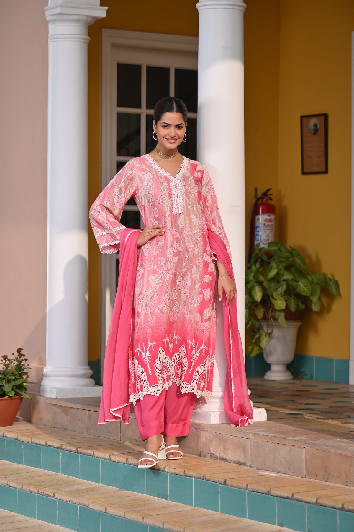 Spring Shaded Pink Muslin Suit Set with Chiffon Dupatta and Lace