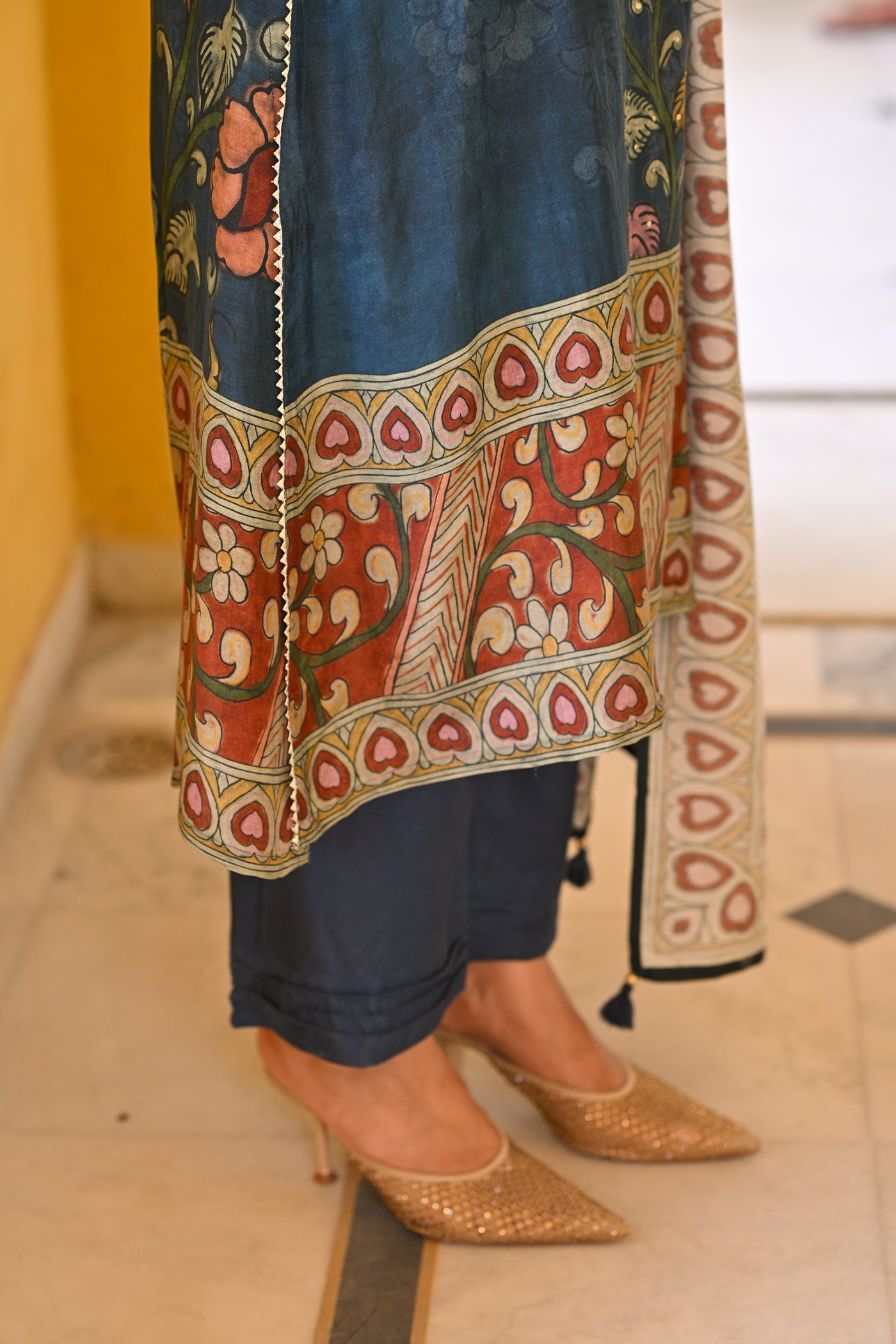 Midnight Blue Kalamakari Print Muslin Suit Set