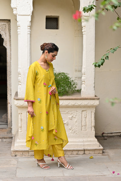 Yellow Floral Thread Embroidered Pure Mul Chanderi Suit Set with Scallope Dupatta