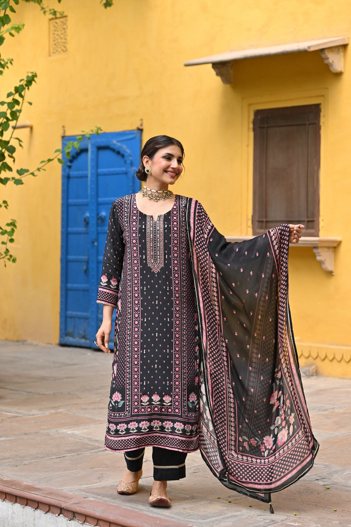 Black and Pink Small Buti with Panel Spread Gota Work Crepe Suit Set