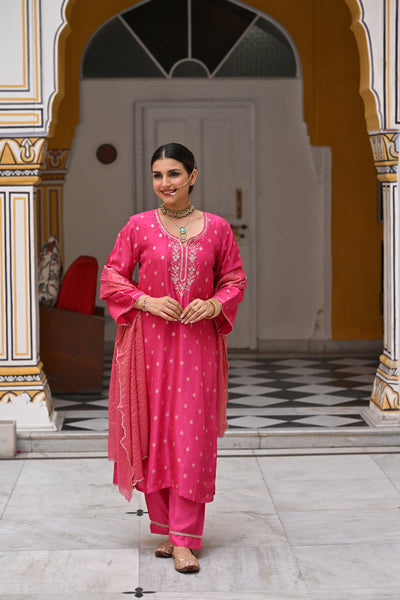 Pink Tyohaar Banarasi Gota Work with Scallope Border Suit Set