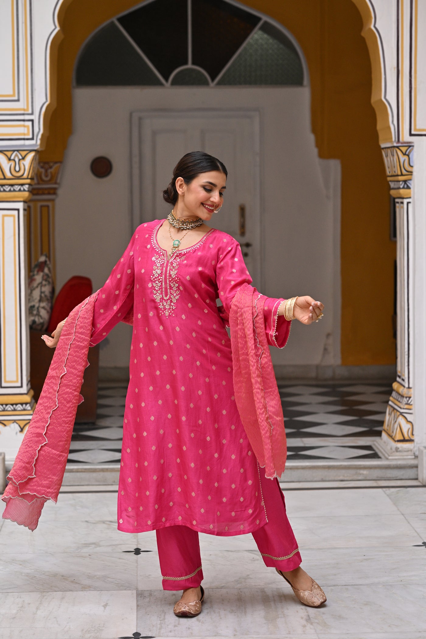 Pink Tyohaar Banarasi Gota Work with Scallope Border Suit Set