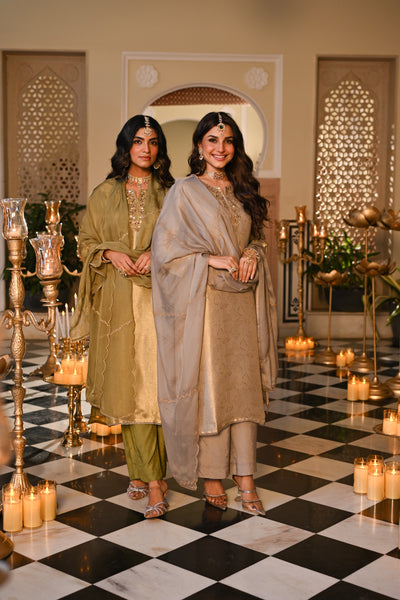 Kelly Green Premium Pure Muslin Silk Jacquard with Patch Embroidery, Hand Work Zari lace on Daman Kurta With Scallop Zari Border Dupatta