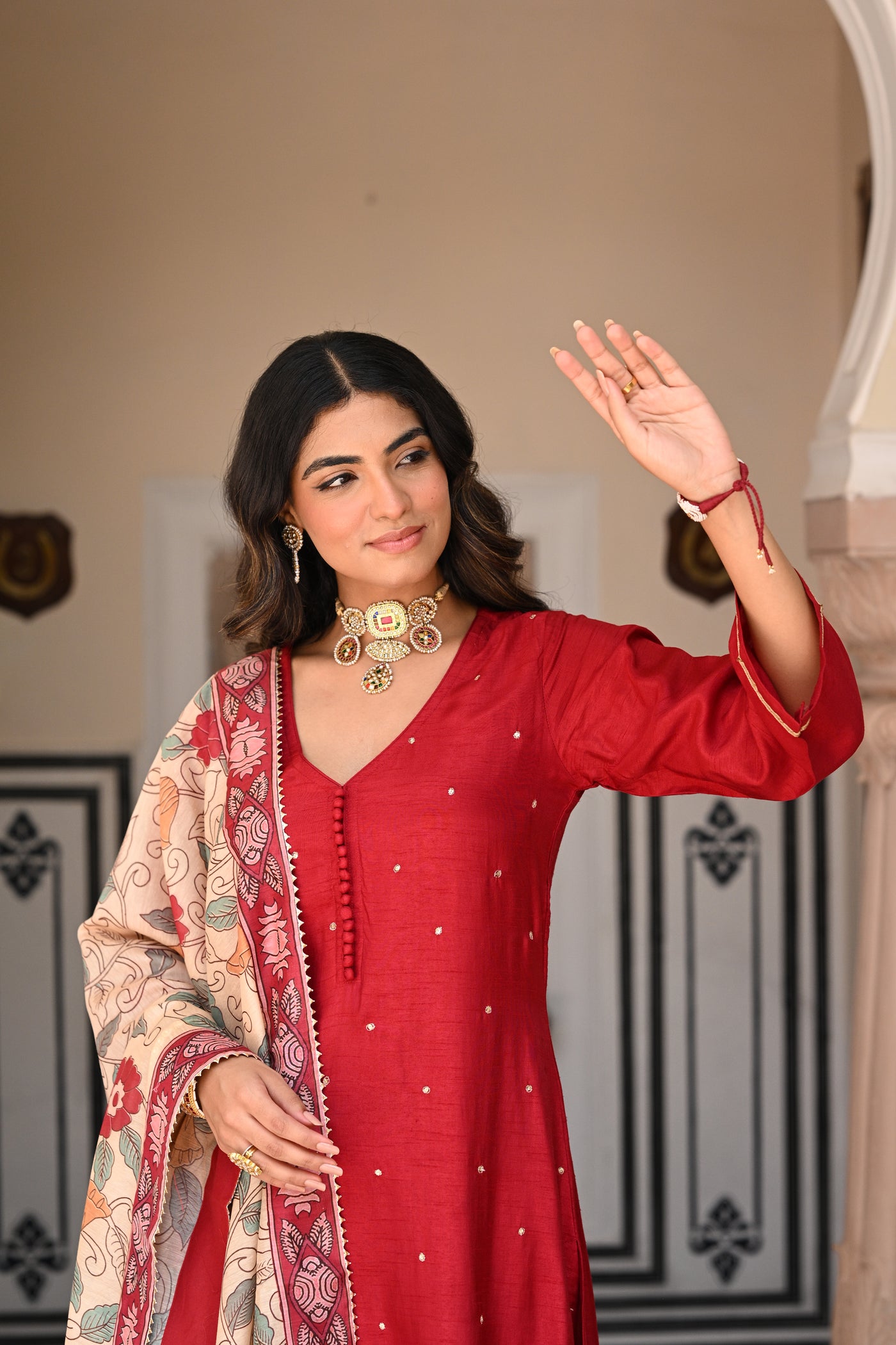 Aahana Kumra Shubh Red Kalamkari Dupatta Suit Set