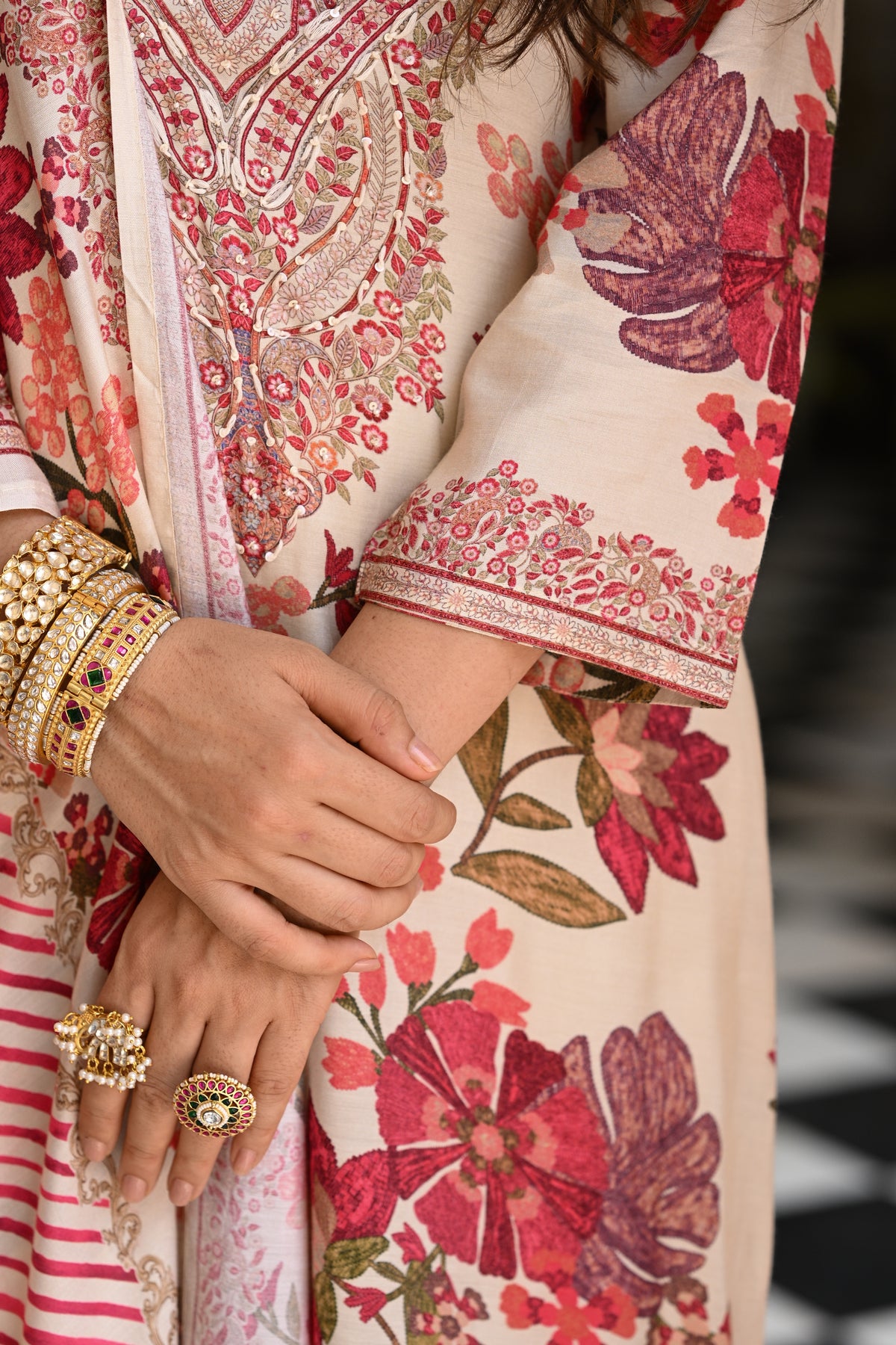 Hema Maliniji in White and Red Floral Thread Embroidery Muslin Suit Set