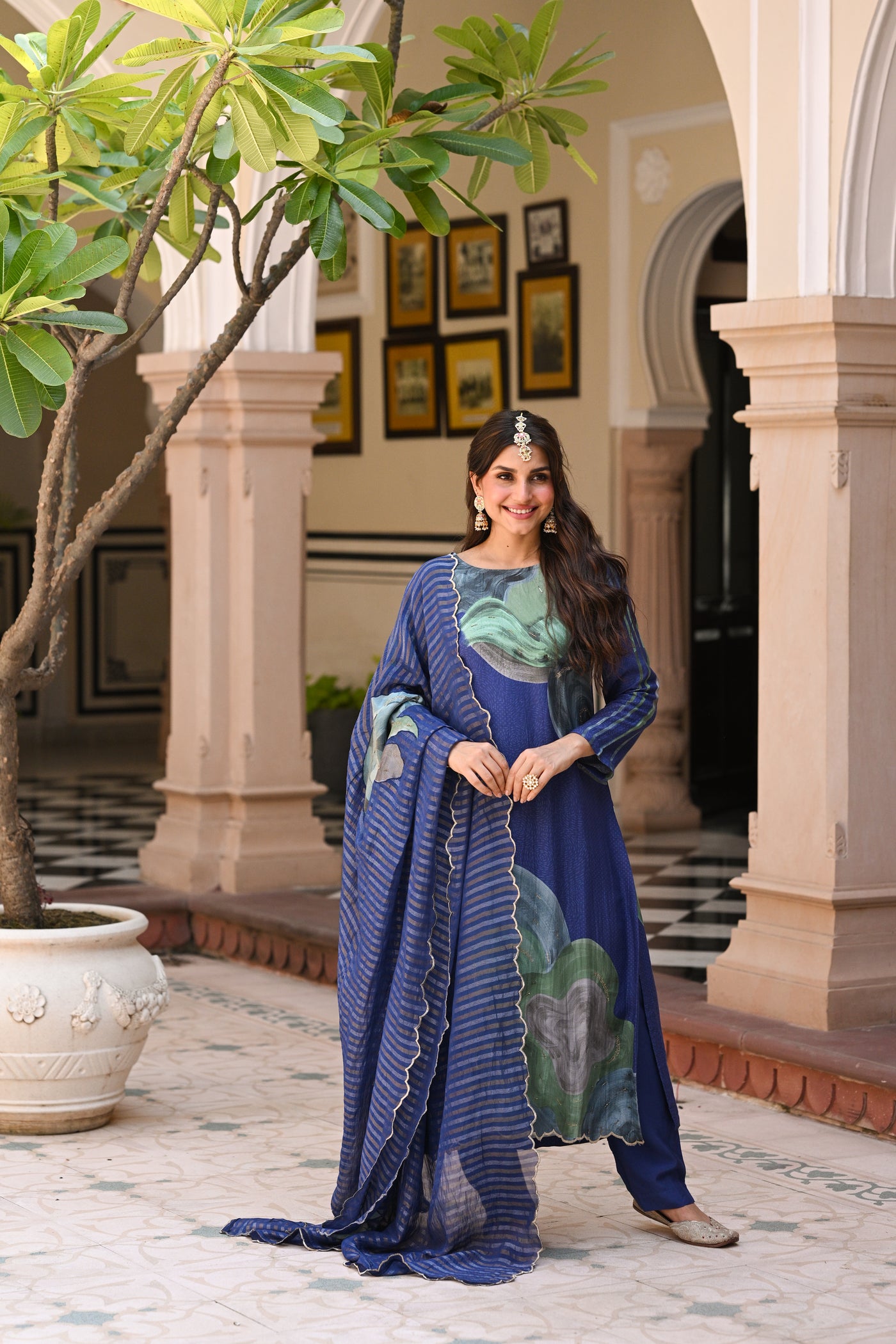 Blue and Green Shimmer Muslin with Threadle and Handwork on Kurta with Silver & Golden Zari dupatta with Four side Threadle, Patch Work & Handwork Scallope Suit Set