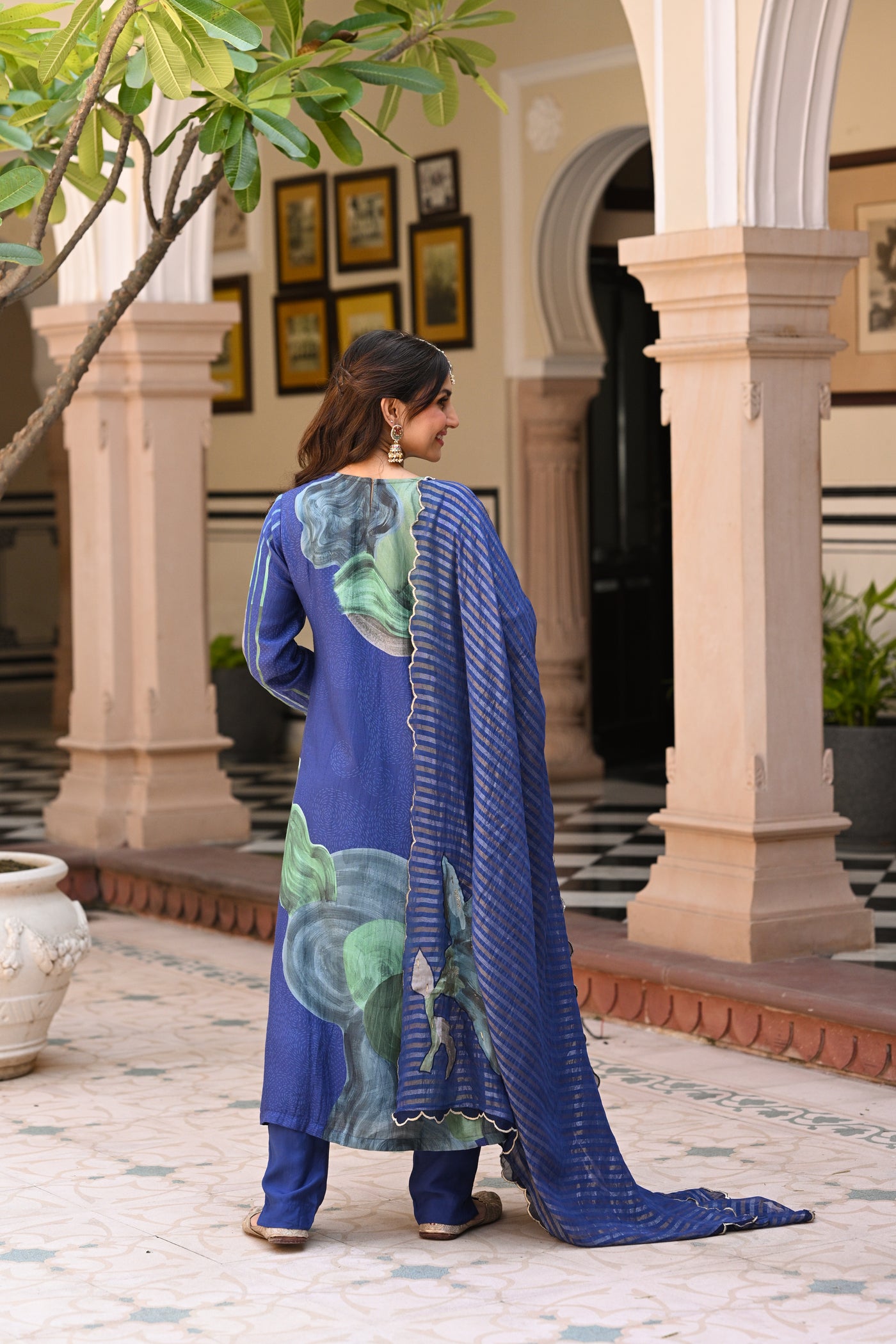 Blue and Green Shimmer Muslin with Threadle and Handwork on Kurta with Silver & Golden Zari dupatta with Four side Threadle, Patch Work & Handwork Scallope Suit Set