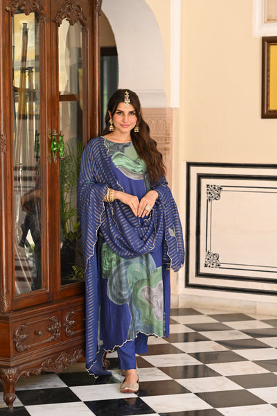 Blue and Green Shimmer Muslin with Threadle and Handwork on Kurta with Silver & Golden Zari dupatta with Four side Threadle, Patch Work & Handwork Scallope Suit Set