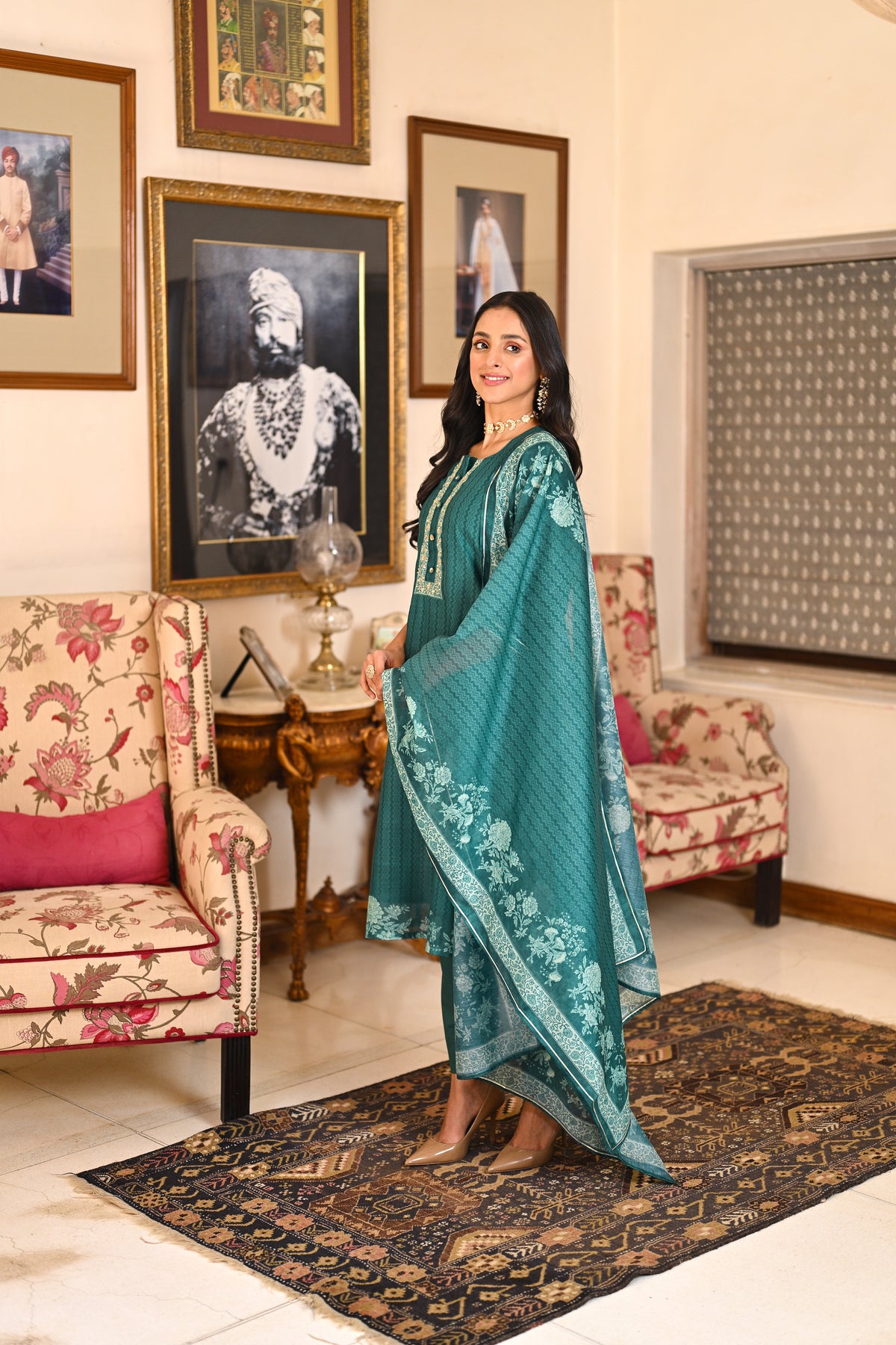 Rama Green Pure Crepe Spread Delicate Work Kurta with Overlapping Hem Pants