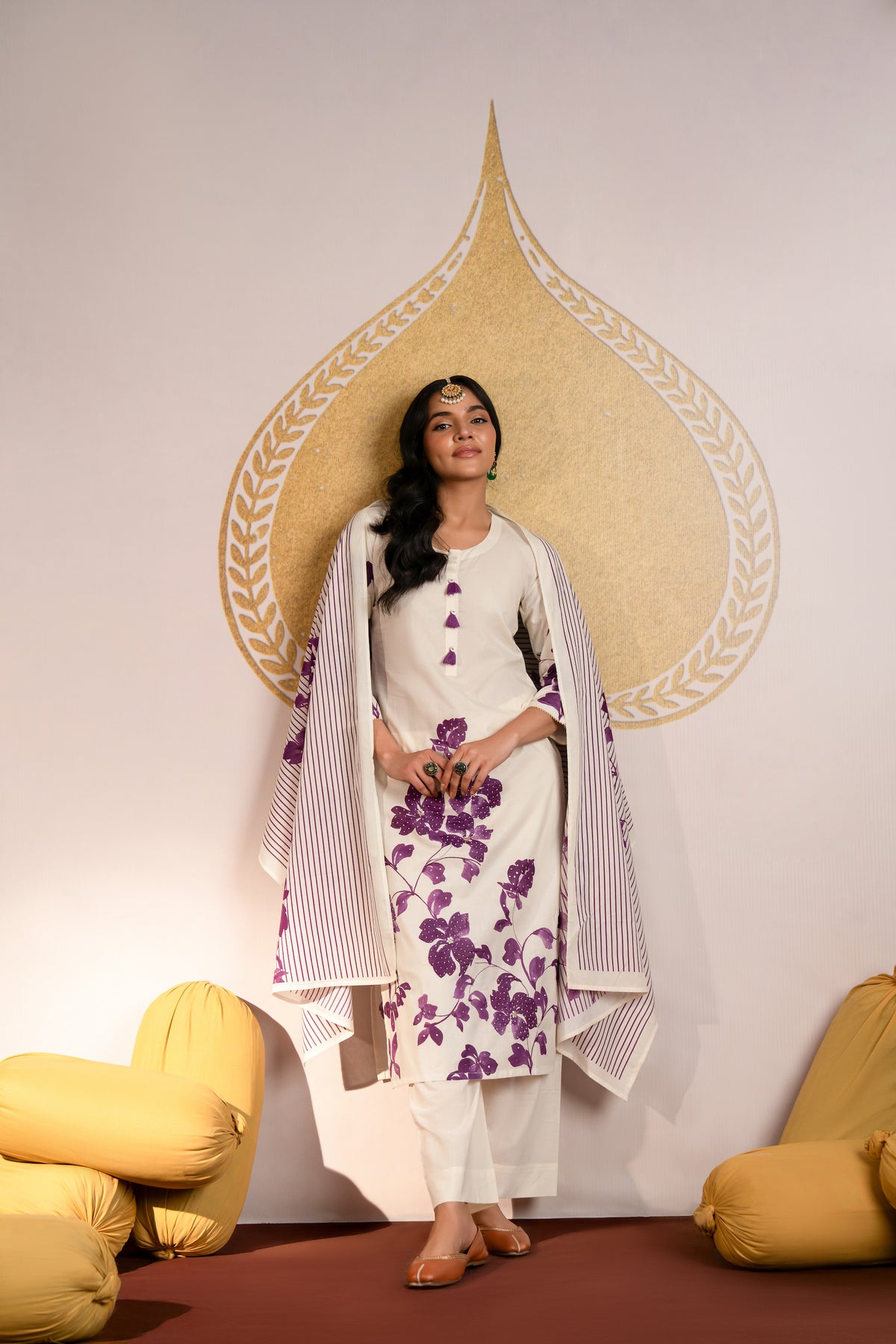 Purple floral Placement Print Mul Cotton Suit Set with Sequence and Tari work