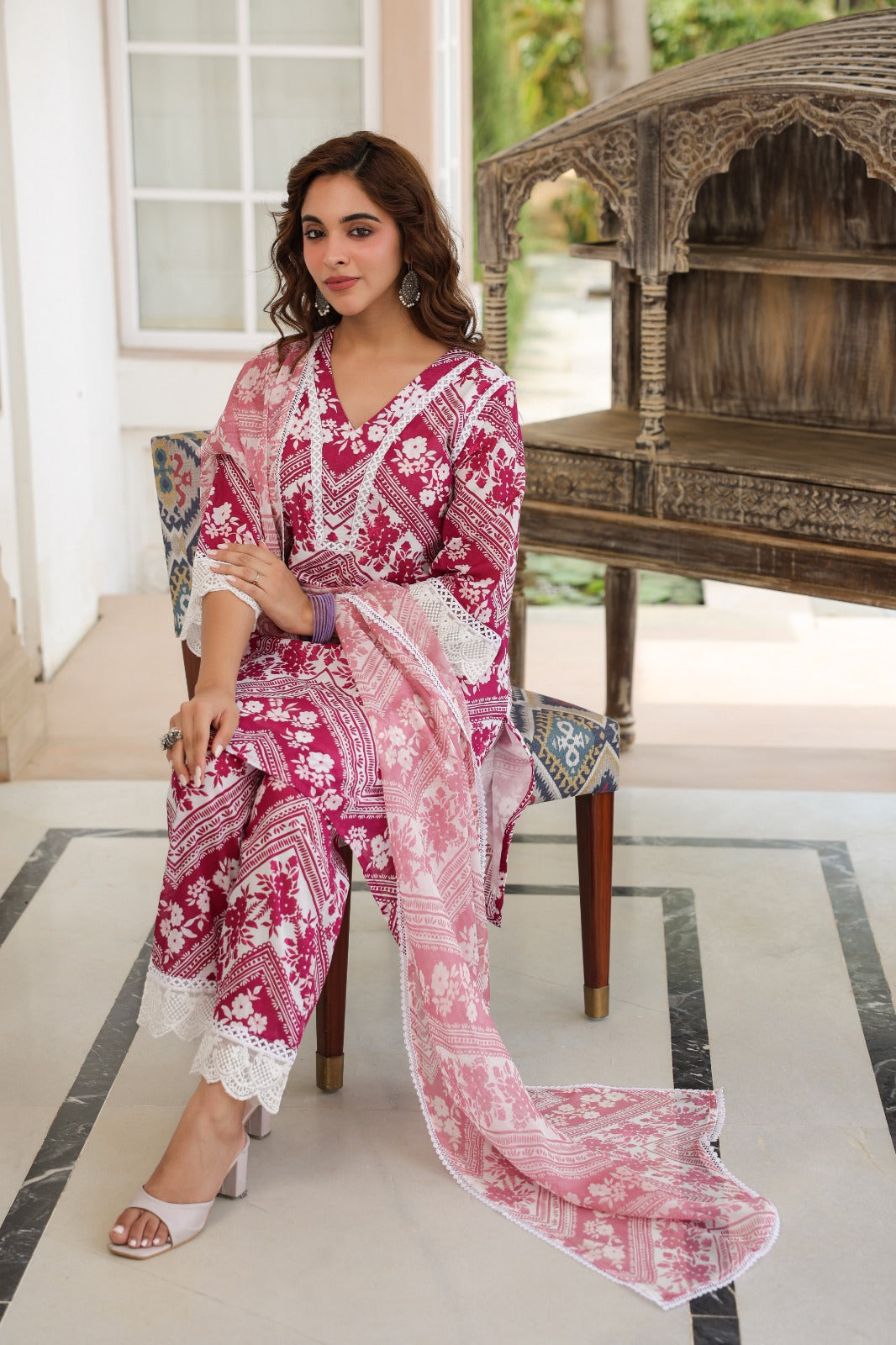 Pure mul cotton pink panel print suit set with pure soft organza dupatta