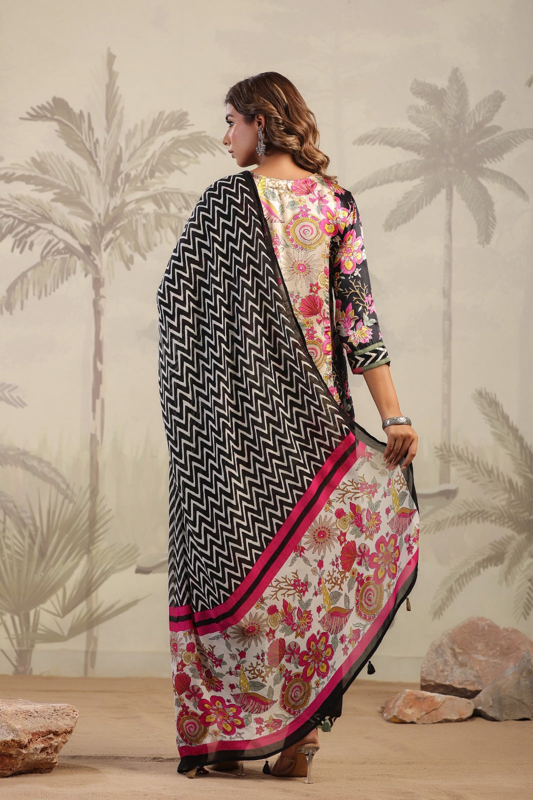 Black block and floral print panel pattern v neck gajji silk suit set with chiffon dupatta