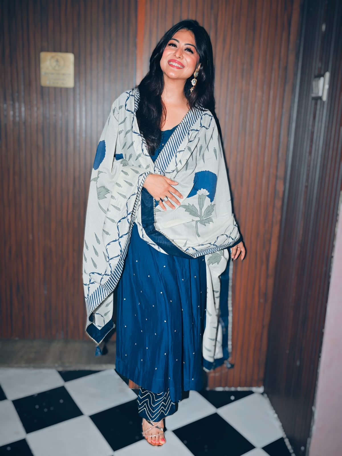 Falaq Naaz in  Blue Mul Chanderi Alia Cut With Spread Mirror work and Block Print Dupatta Suit Set
