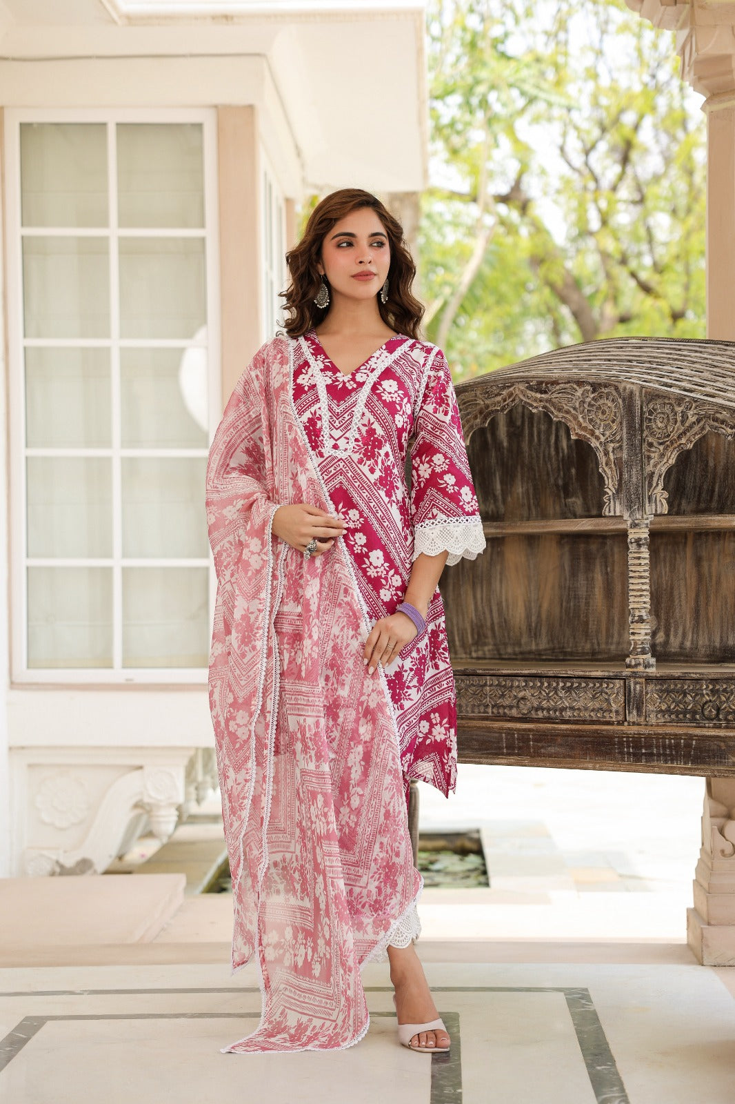 Pure mul cotton pink panel print suit set with pure soft organza dupatta