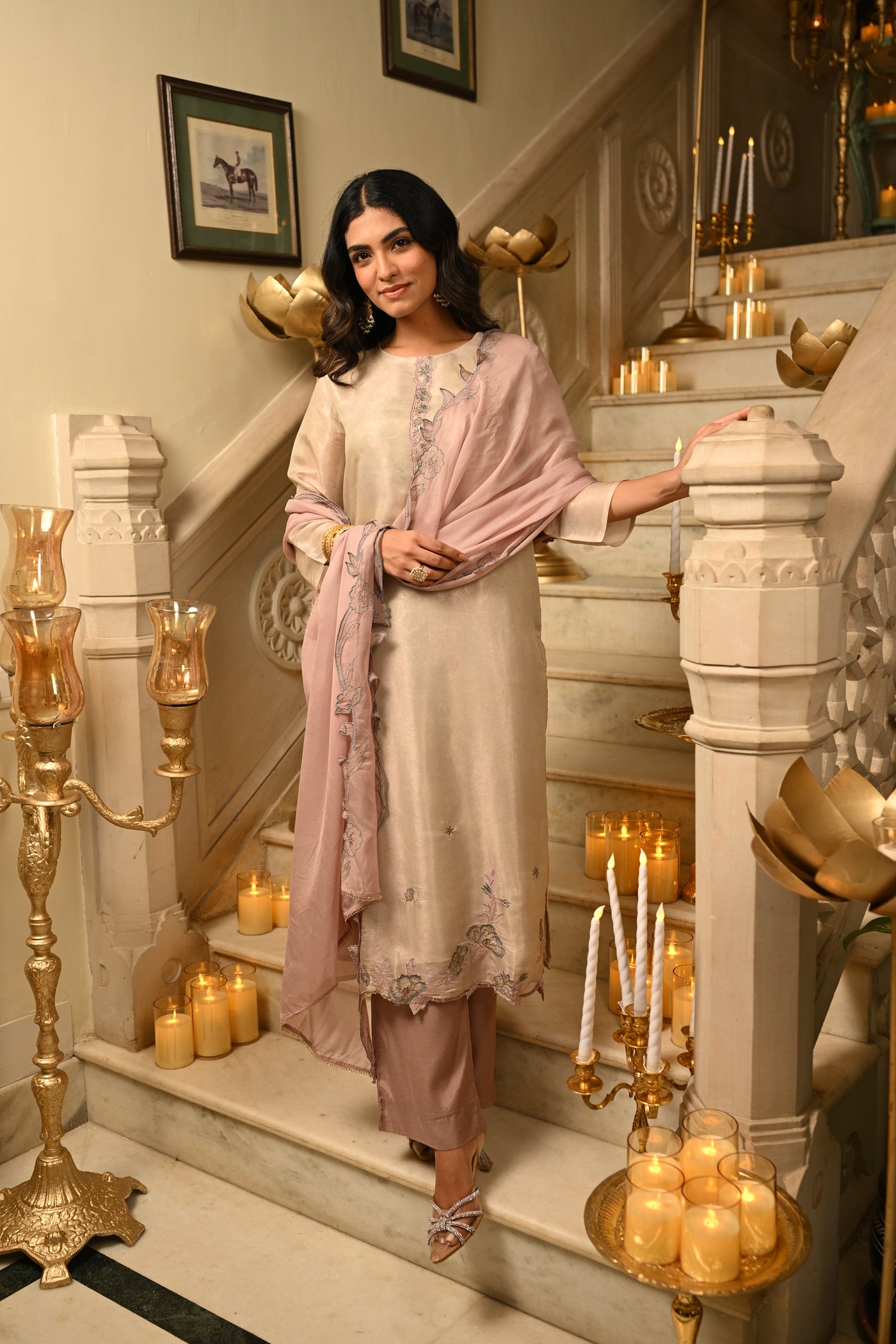 Blush Pink Cut Work Pure Muslin Silk Jacquard Kurta with Scallope Thread Hand Work and Fuschia Lilac Pant With Pure Organza Dupatta