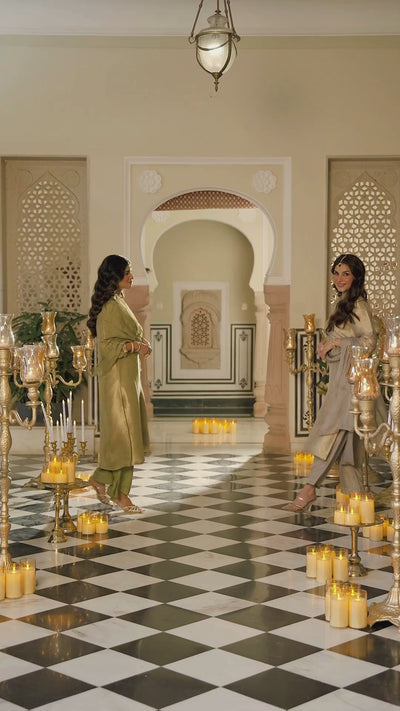 Kelly Green Premium Pure Muslin Silk Jacquard with Patch Embroidery, Hand Work Zari lace on Daman Kurta With Scallop Zari Border Dupatta