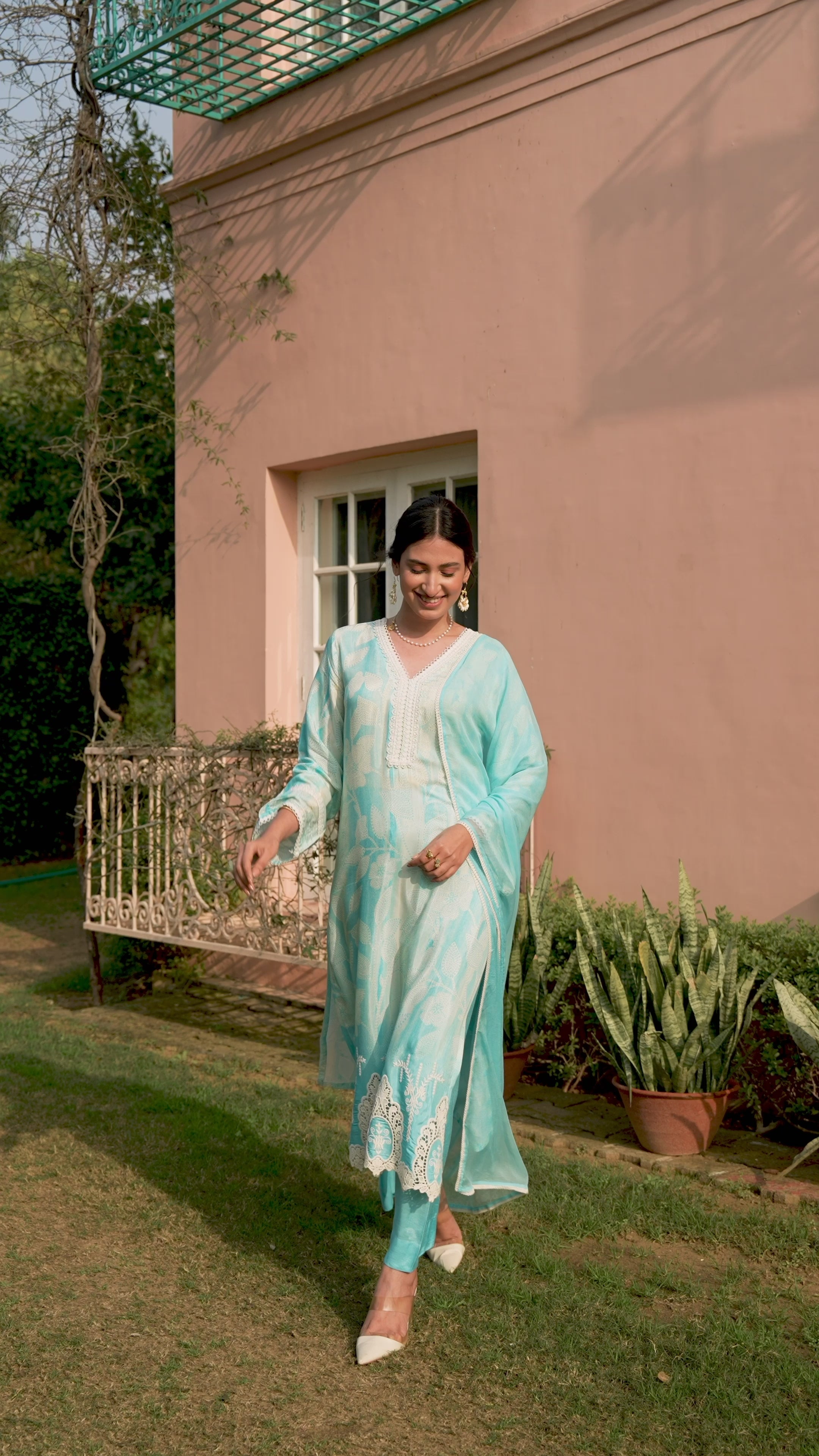 Spring Shaded Pink Muslin Suit Set with Chiffon Dupatta and Lace