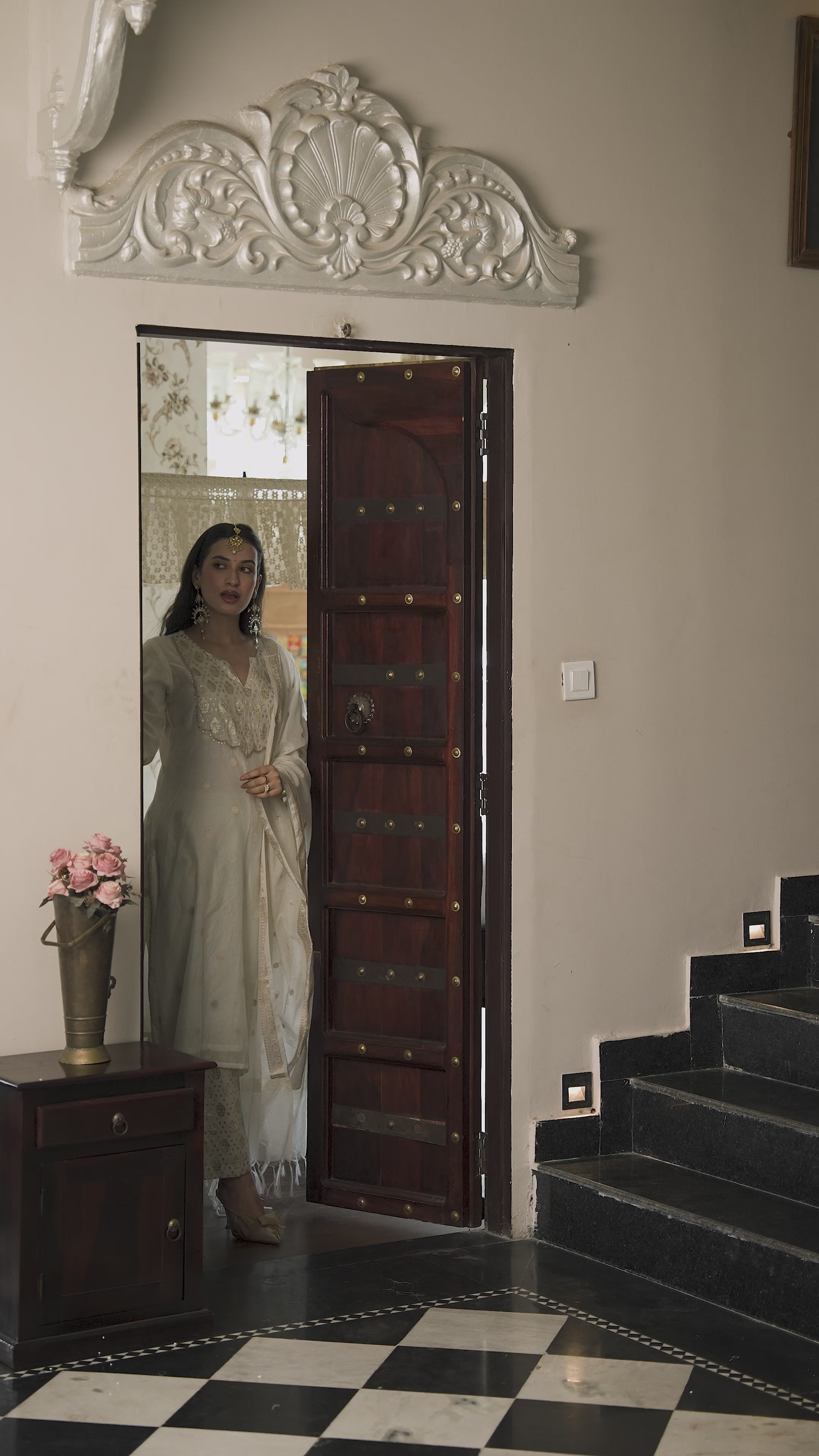 Off White Banarsi Mul Chanderi Suit Set