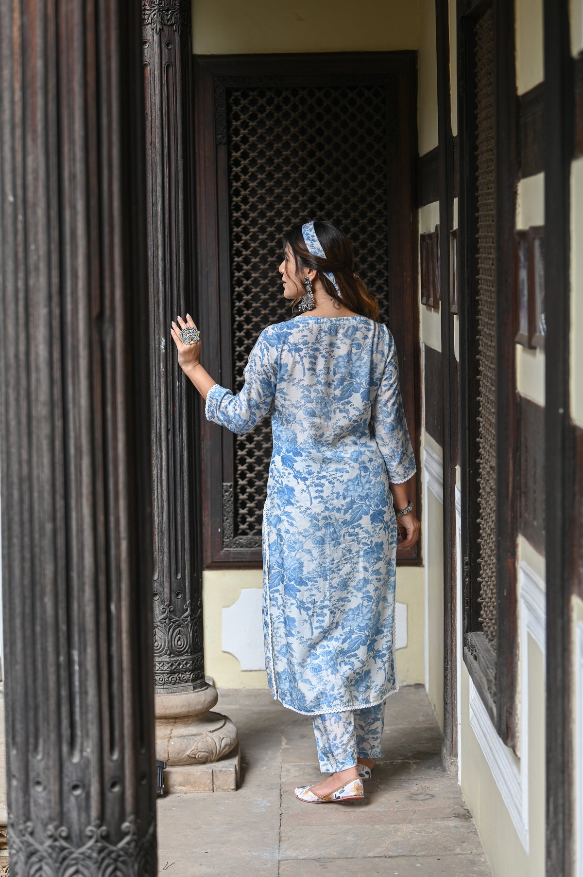 Sara Ali Khan in Icy Blue Floral Kurta Set